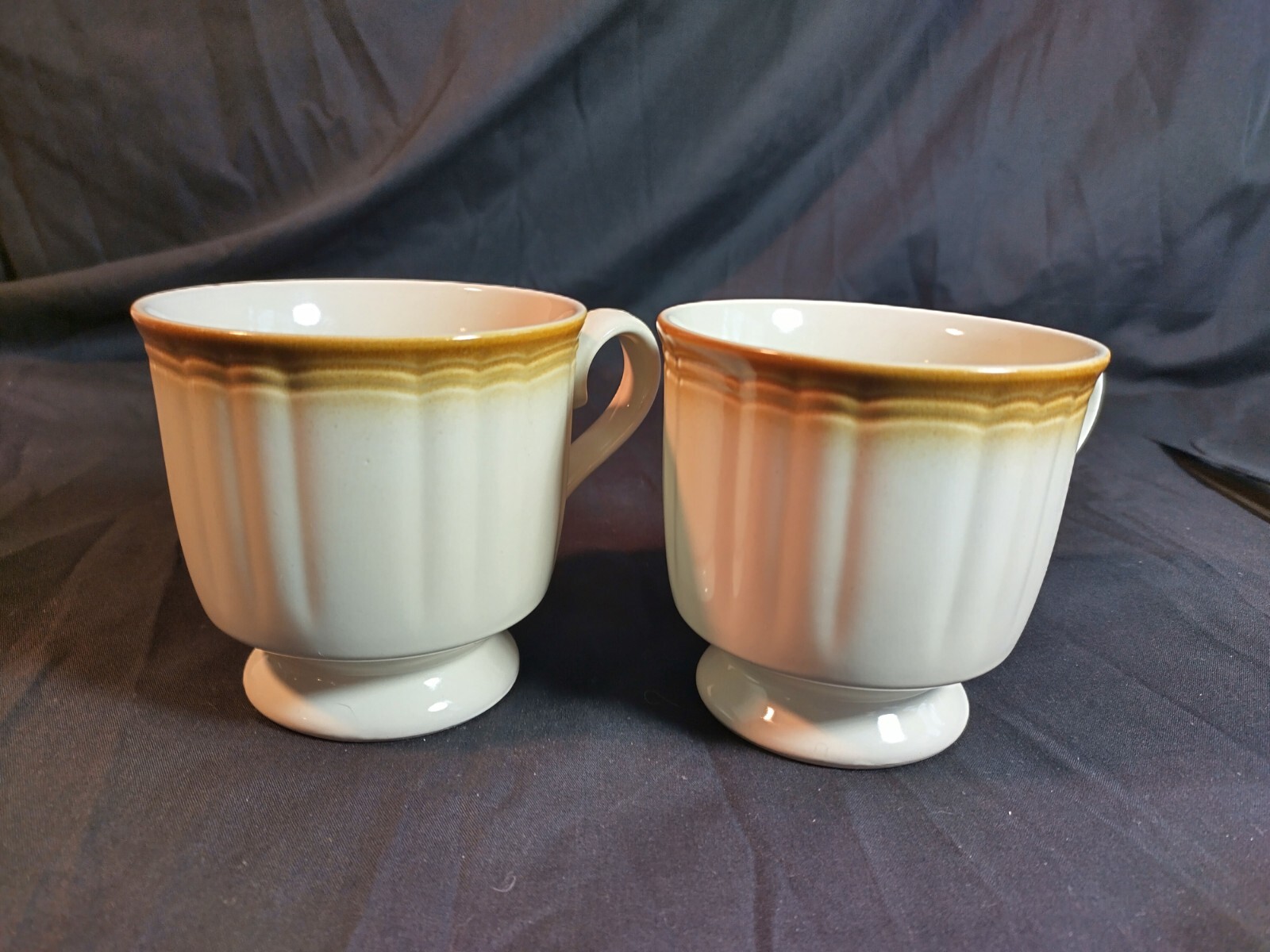 TWO Manor House Stoneware (Mikasa) 8oz Coffee Tea Cups KG000
