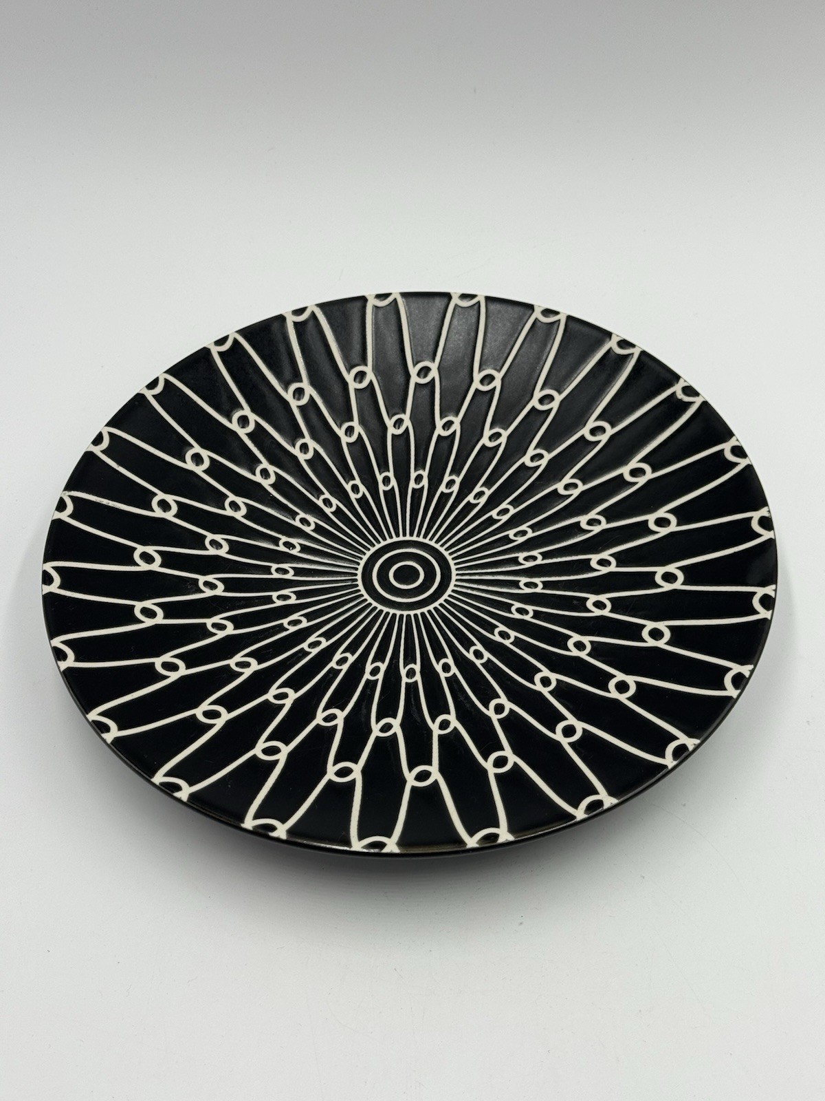 Black White Trellis Grid Pattern Ceramic 8” Four Dessert Appetizer Round Plates