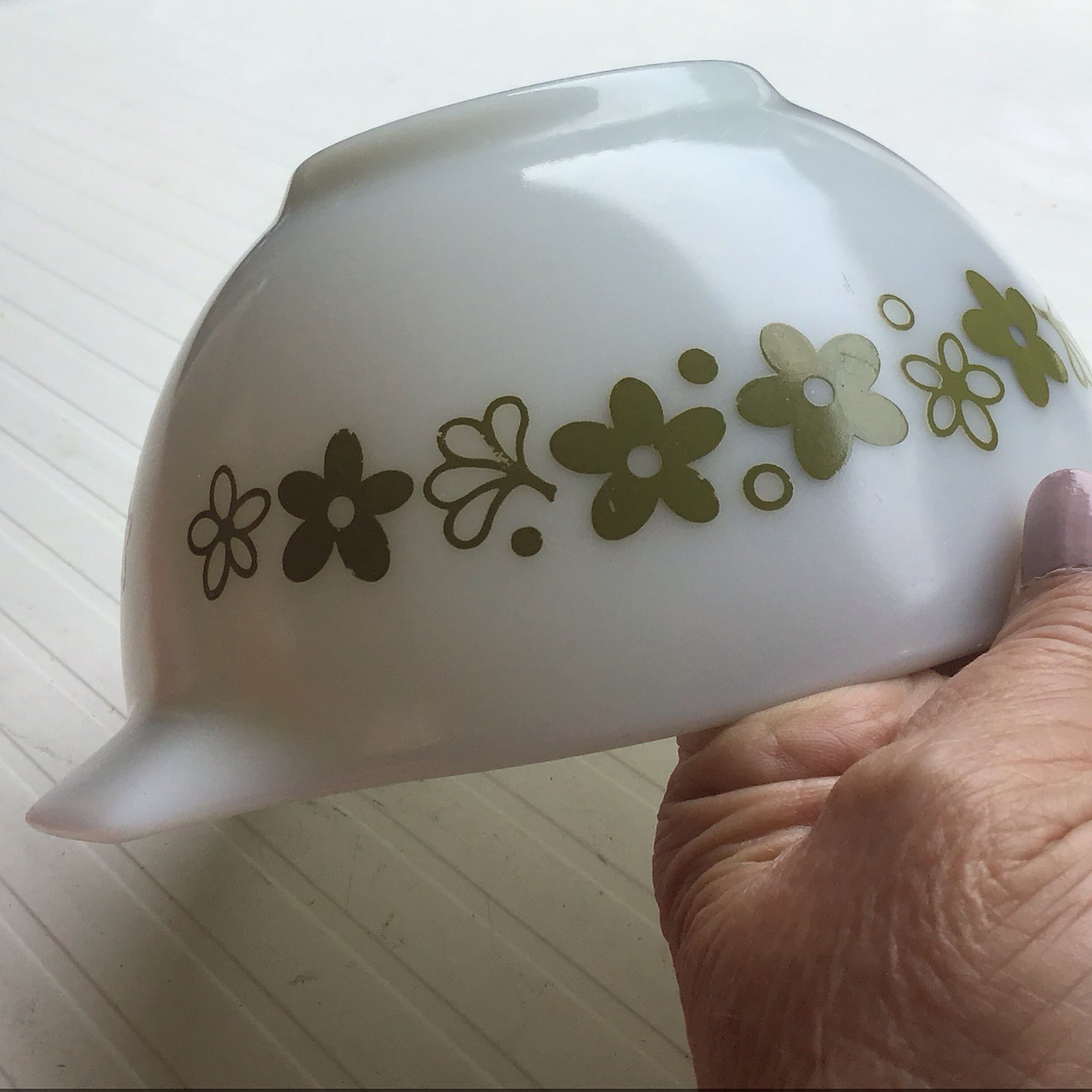 Vintage Pyrex Spring Blossom Green 441 Cinderella Mixing Bowl 1.5 PT Crazy Daisy