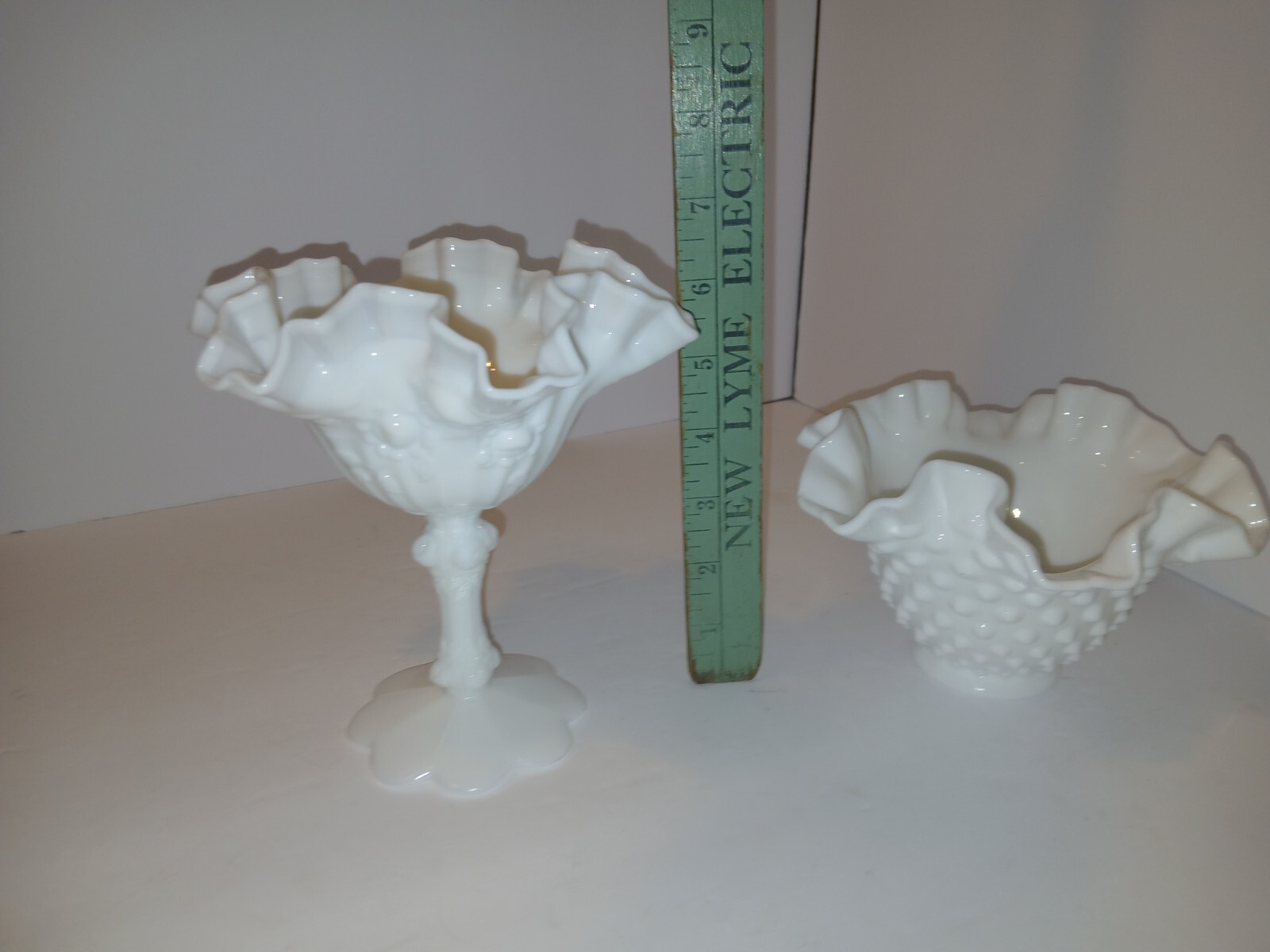 Antique Milk Glass Floral Candy Dishes Set Of 2 Anitque Great Condtion See Pics
