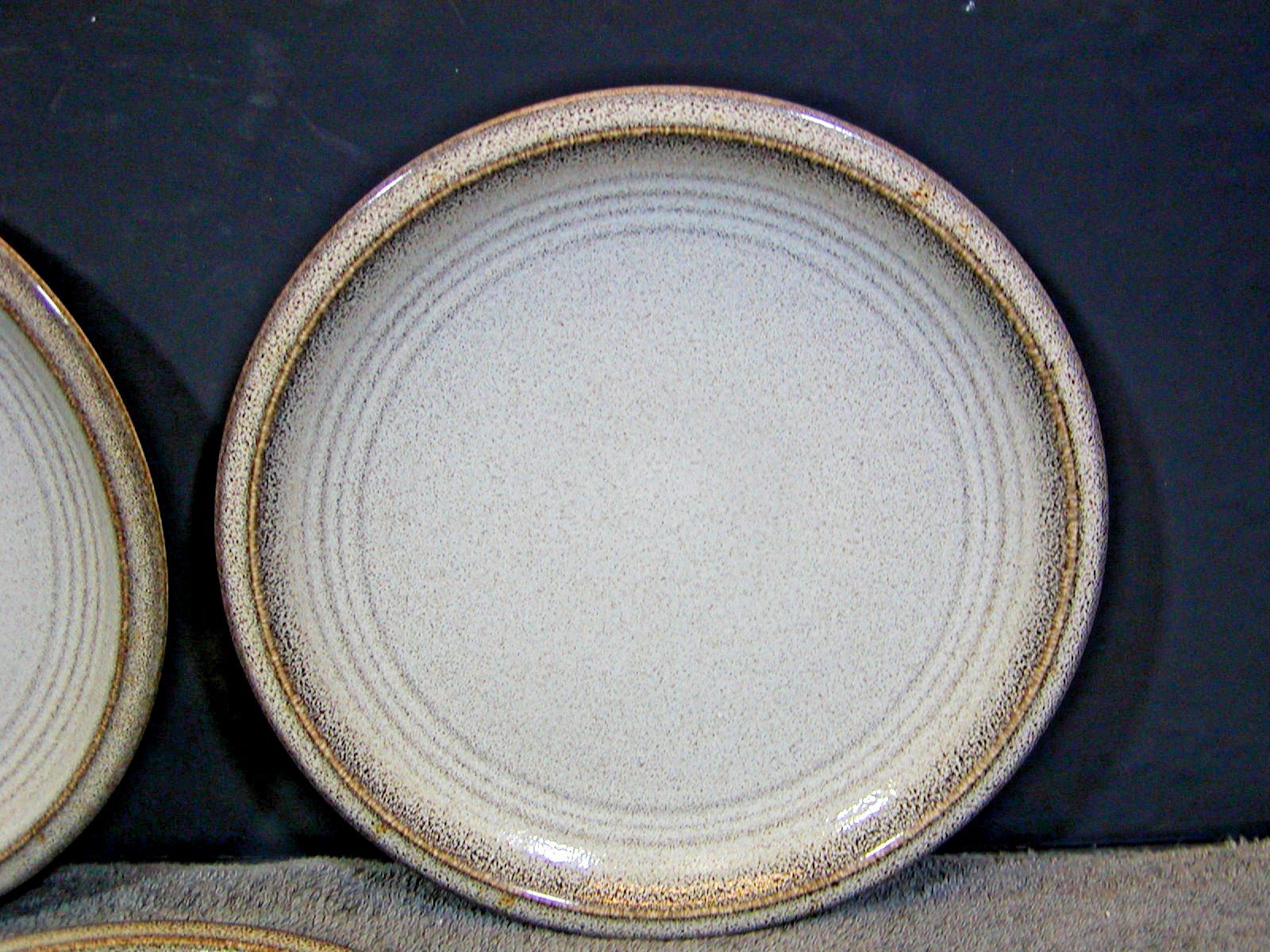 3 MIKASA STONEGLAZE TEMPERA 7-7/8″ SALAD PLATES