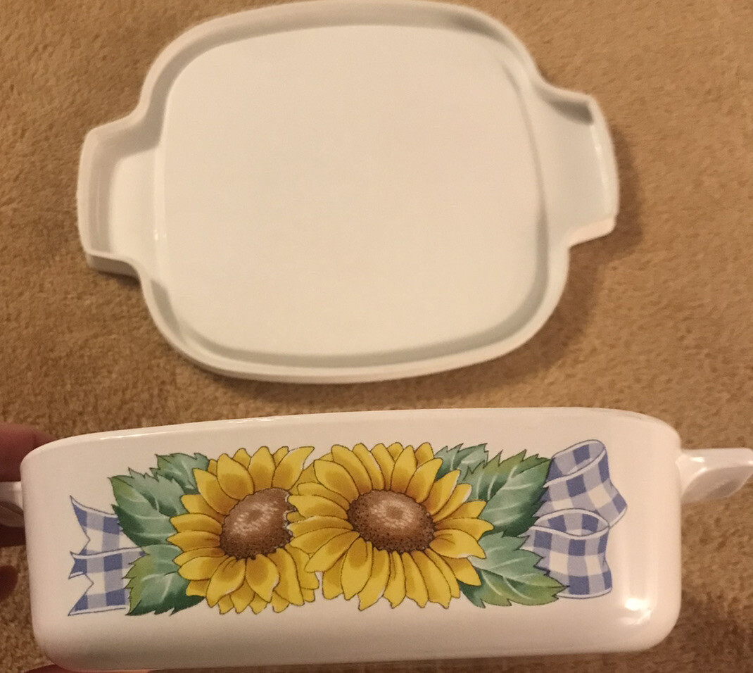 Corning Ware Sunflower Sunsational A1B 1L with A1PC Snap On Lid