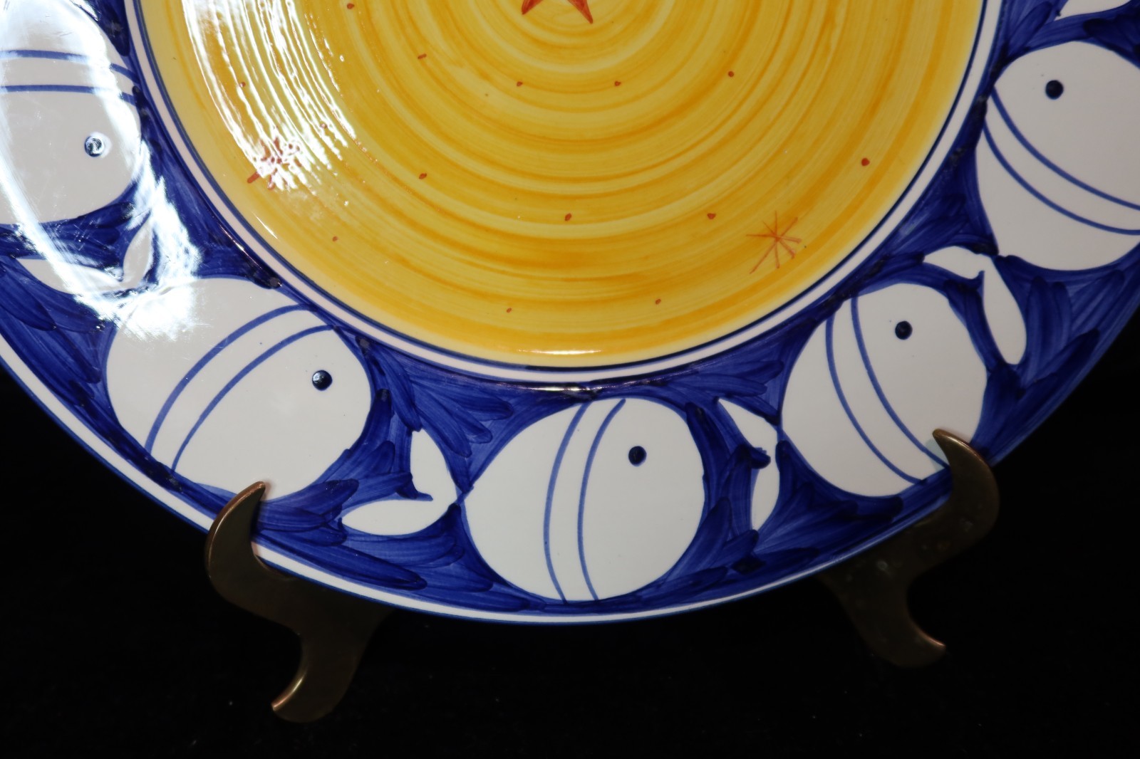 Portugal White Fish on Cobalt Blue Border Yellow Center 12 Pieces Hand Painted