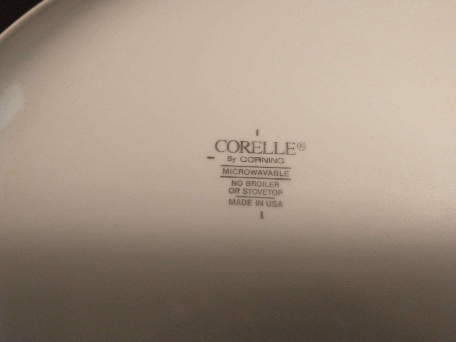 Corelle Blueberry Bouquet Dinner plate 10.25″ wide some scratching