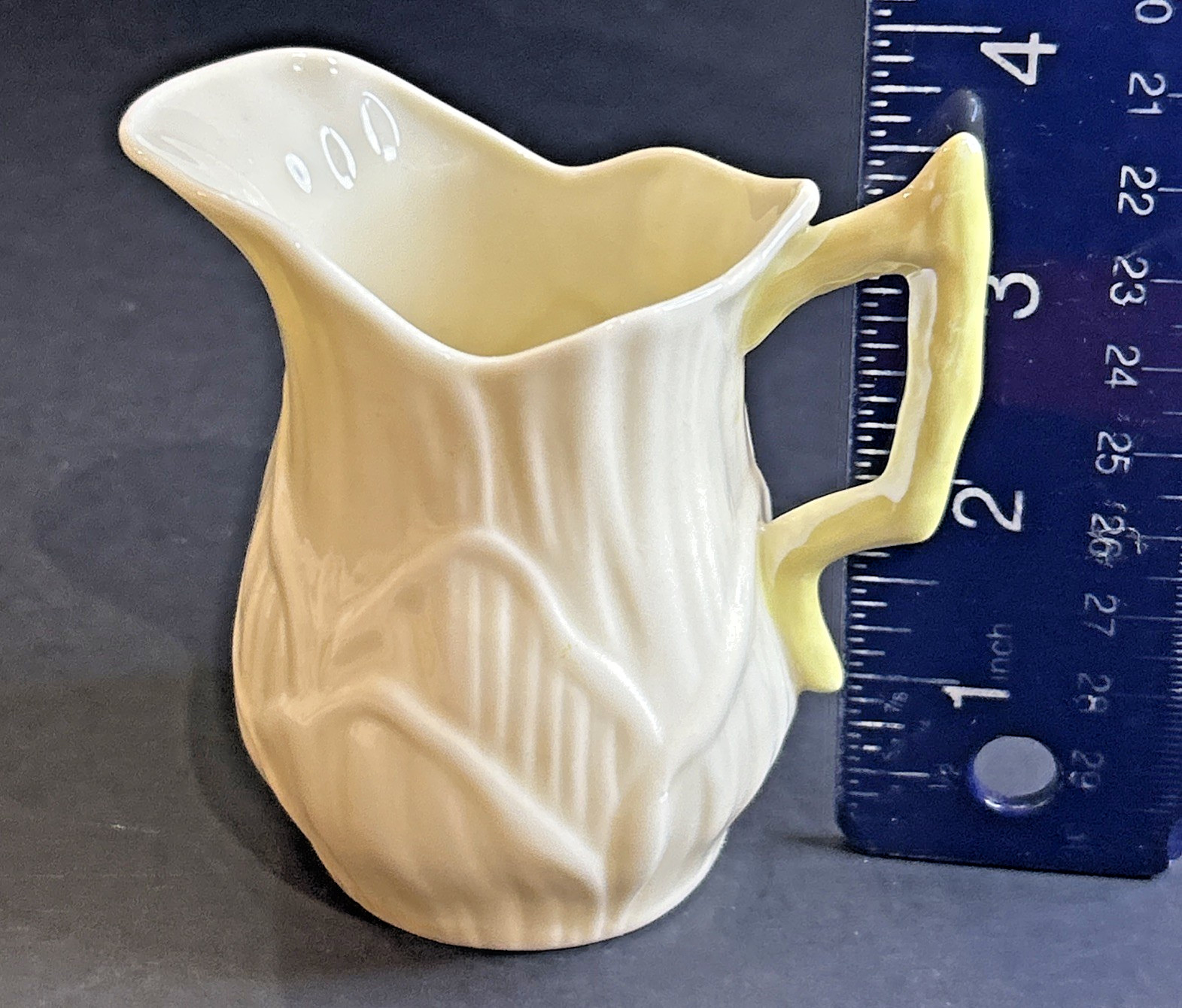 Belleek Lily White Creamer 3.25″ Yellow Handle 6th Green Mark 1965-1980