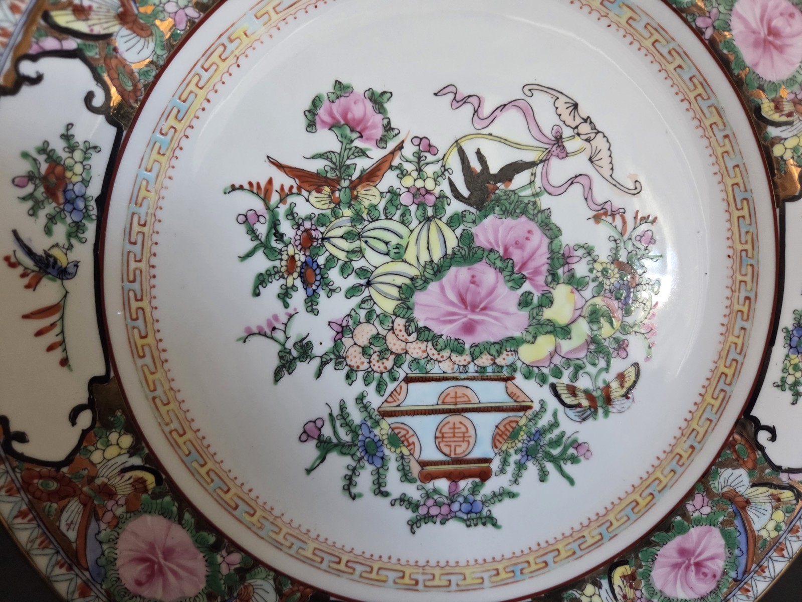 Rose Canton By Famille Rose Birds And Butterflies 6 Pc. Place Setting Gold…