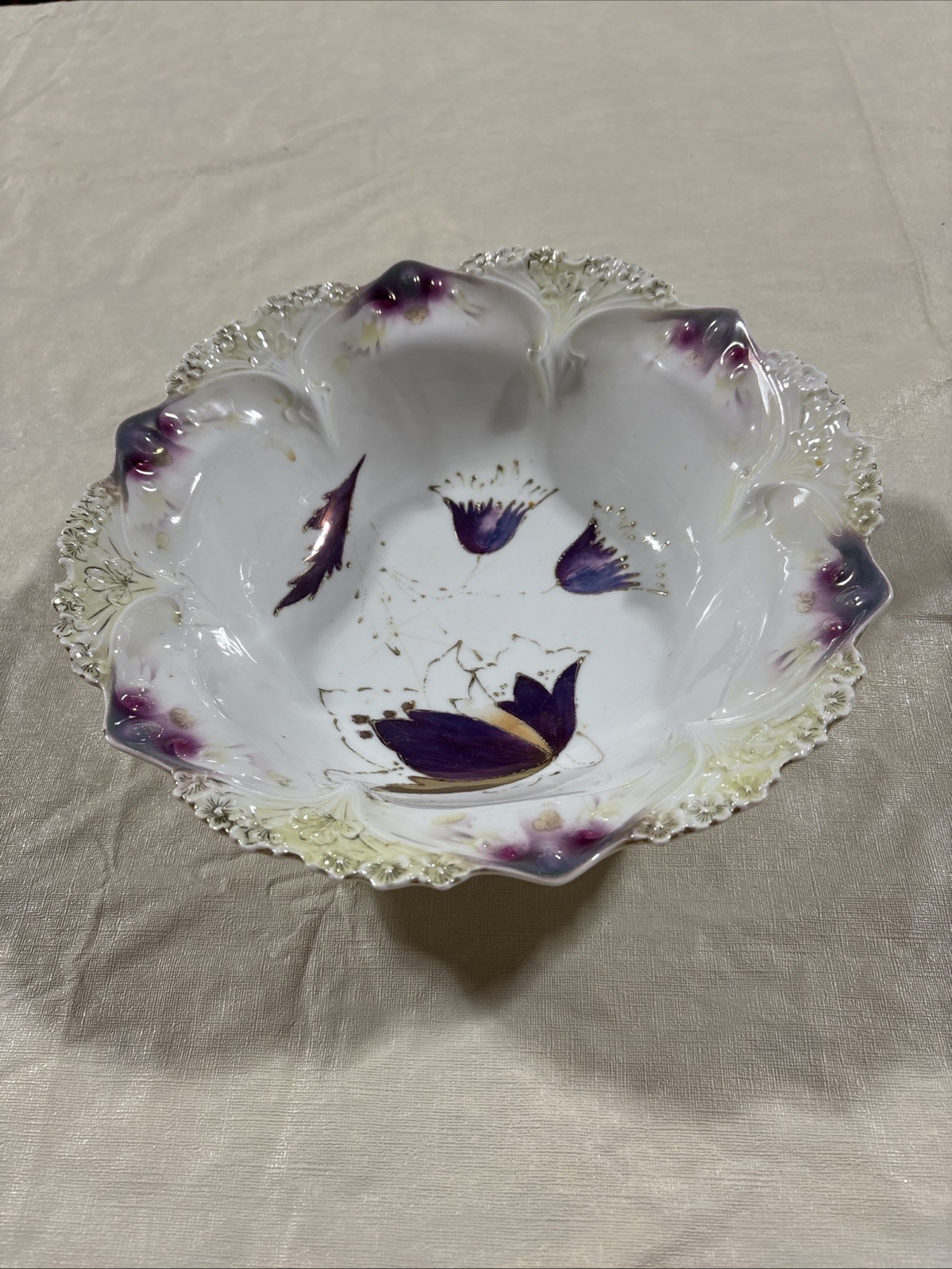 Vintage RS Prussia Porcelain Serving Bowl 10″ Beautiful Purple Floral Design. DD