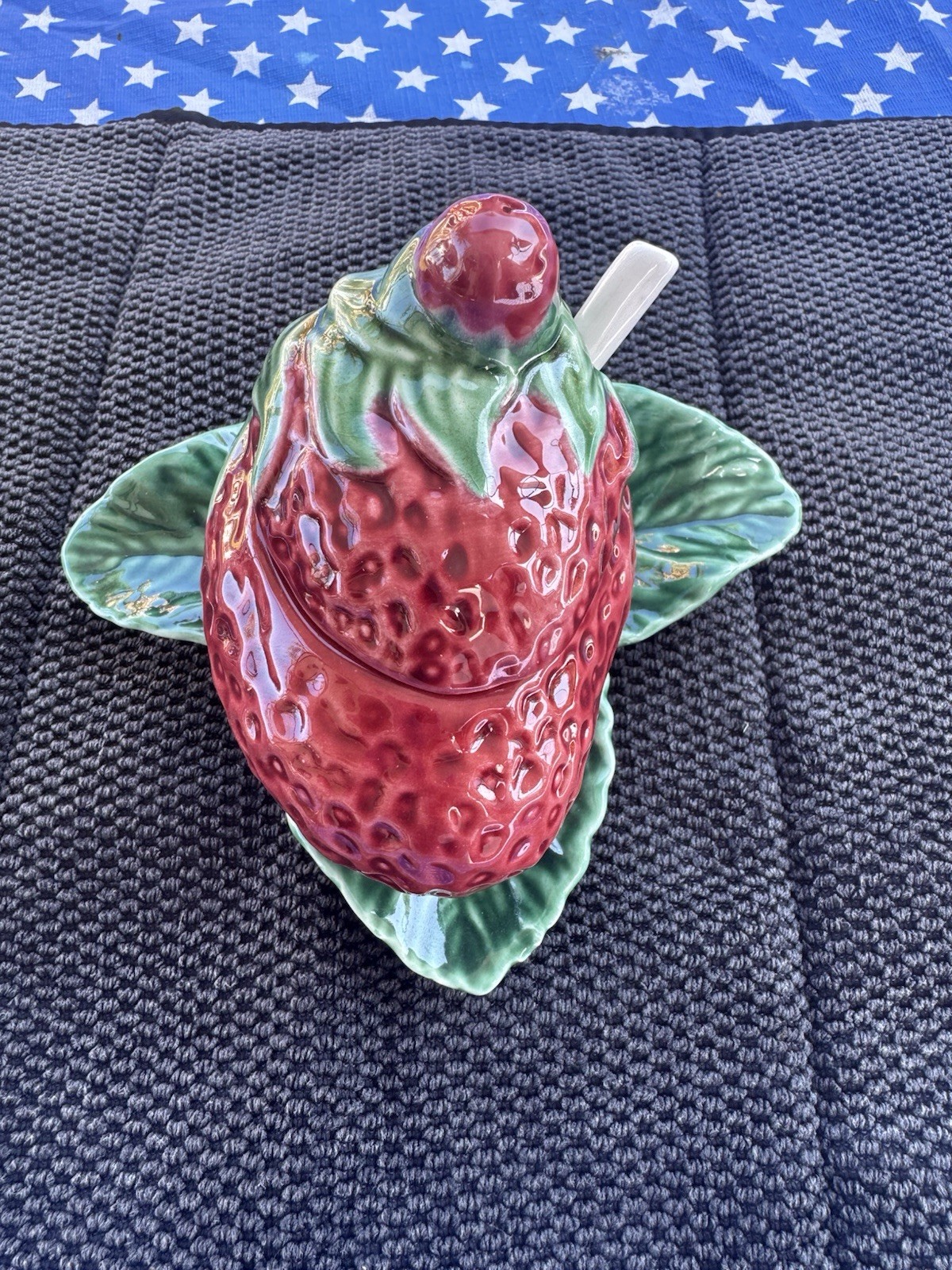 VTG Bordallo Pinheiro Majolica Strawberry Condiment Dish-Lid, Spoon
