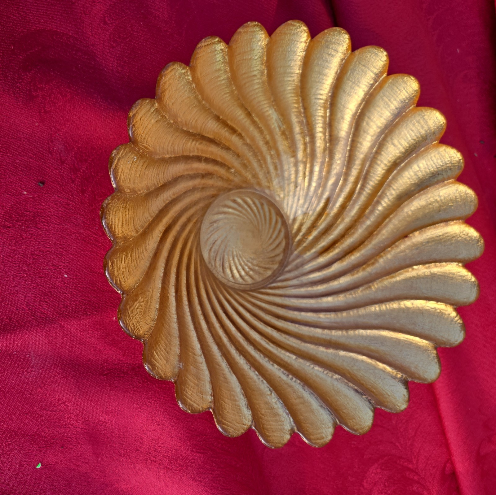 Art Glass Gold Swirl Decorative Glass Bowl Round Glossy Finish Adult Home Decor