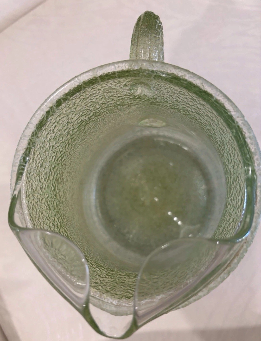 Green “Spaghetti “Glass Pitcher 1950S Spiral Art Pattern 9 In, 64 Oz. ￼