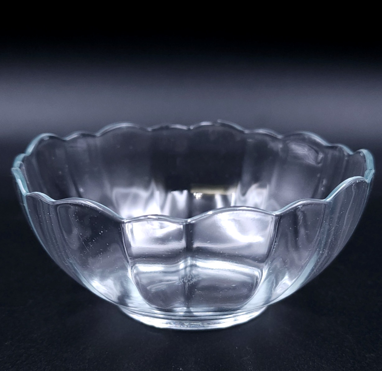 Arcoroc Arcade Bengale Nappy Tempered Glass Bowls Scalloped – Choose 4″ 5″ or 6″