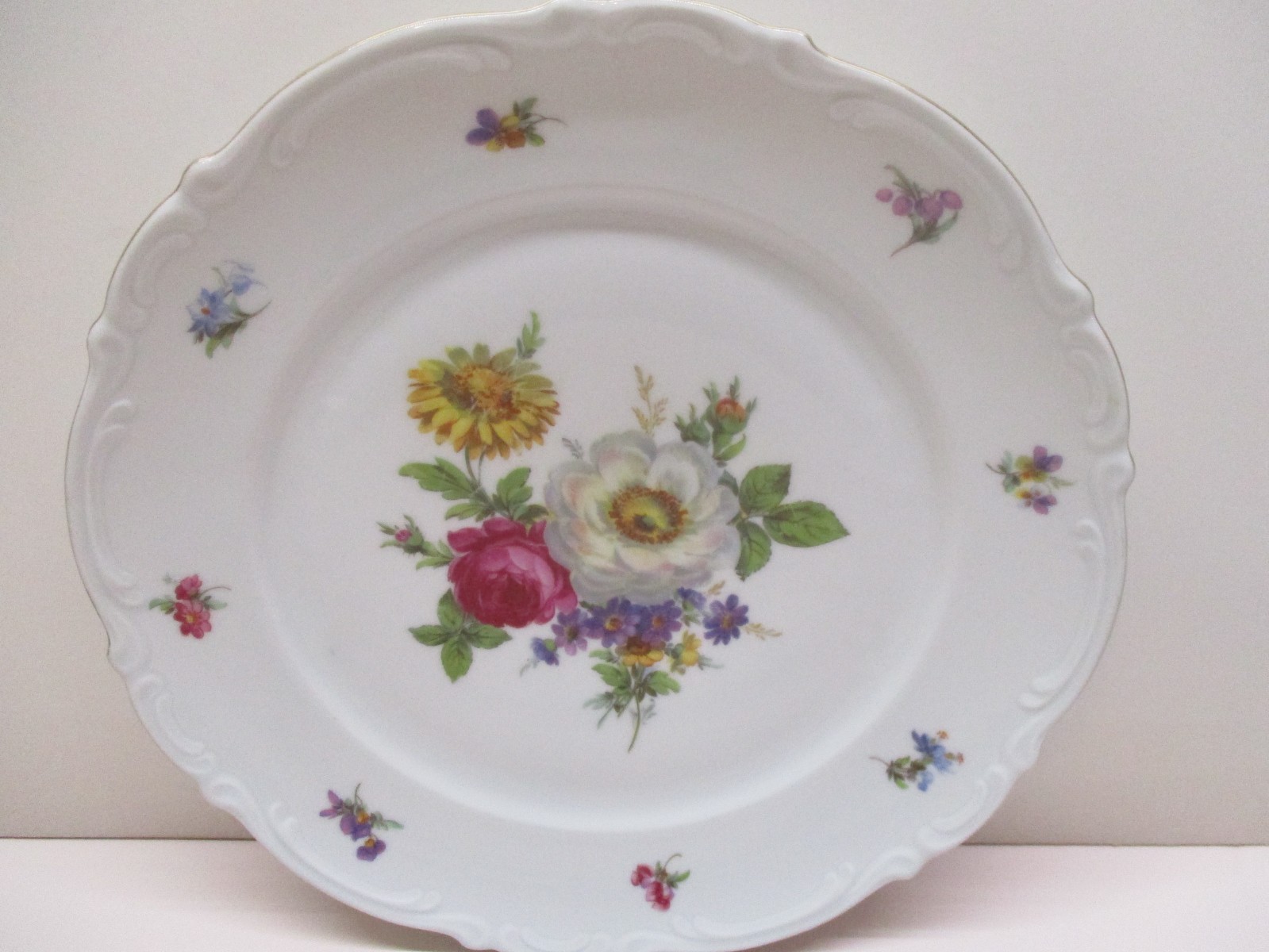Vintage Mismatched China Dinner Plates & Bread Plates ~ 10pcs-Beautiful-Colorful