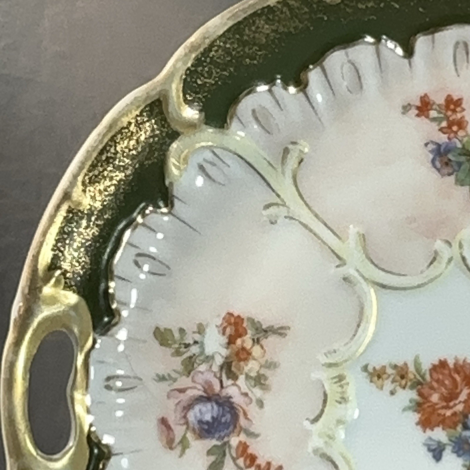 Antique Victorian Handled Cake Plate Pattern 930 Forest Green Stipple Gilt 10.5″