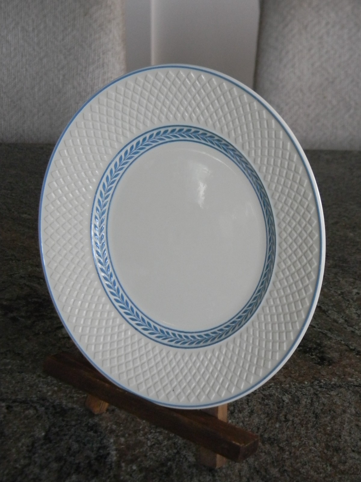 Spode Mansard Elaine White and Blue Bone China Embossed 10.5″ Dinner Plates