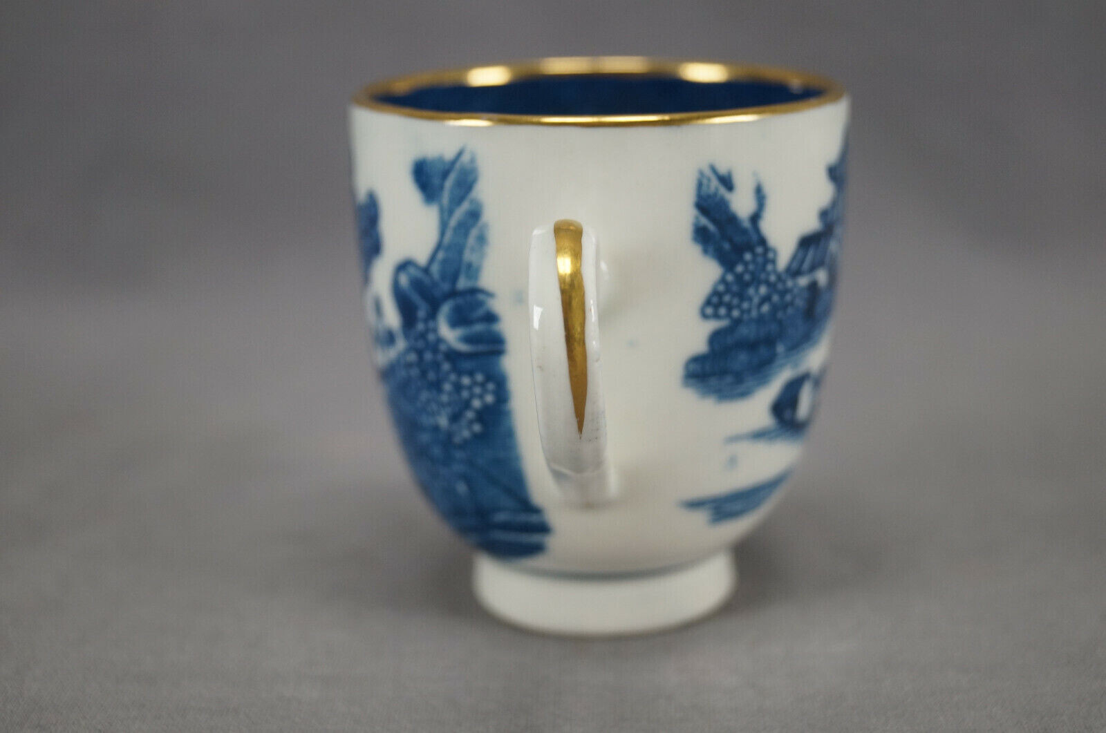 Caughley Nankin Willow Blue White & Gold Porcelain Coffee Cup Circa 1784-1799 D