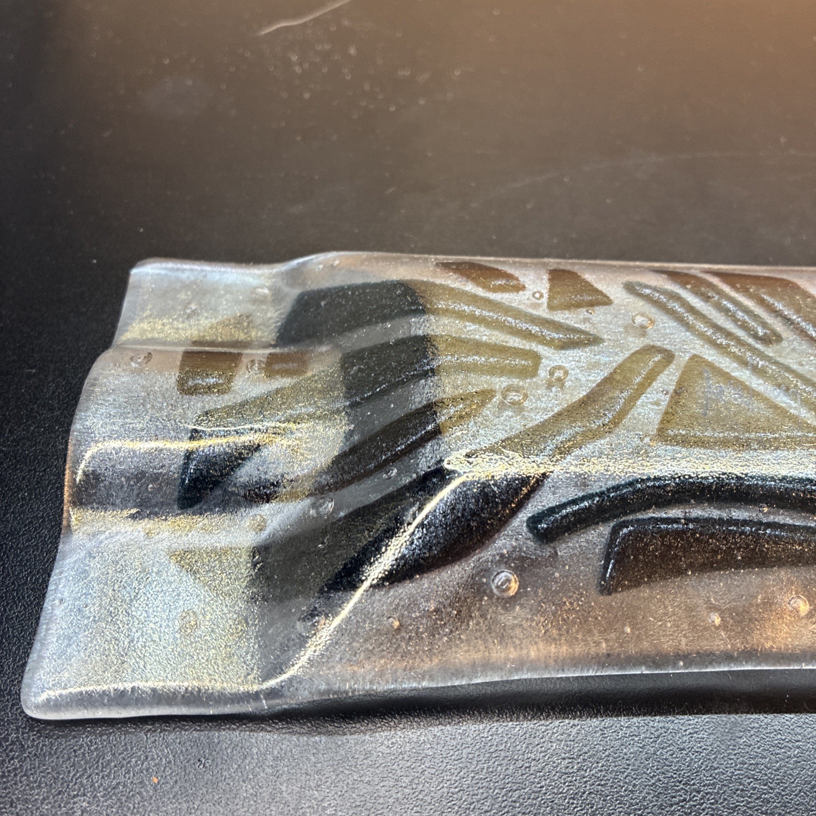 KURT MCVAY SIGNED STUDIO ART GLASS IRIDESCENT DICHROIC FUSED DISH