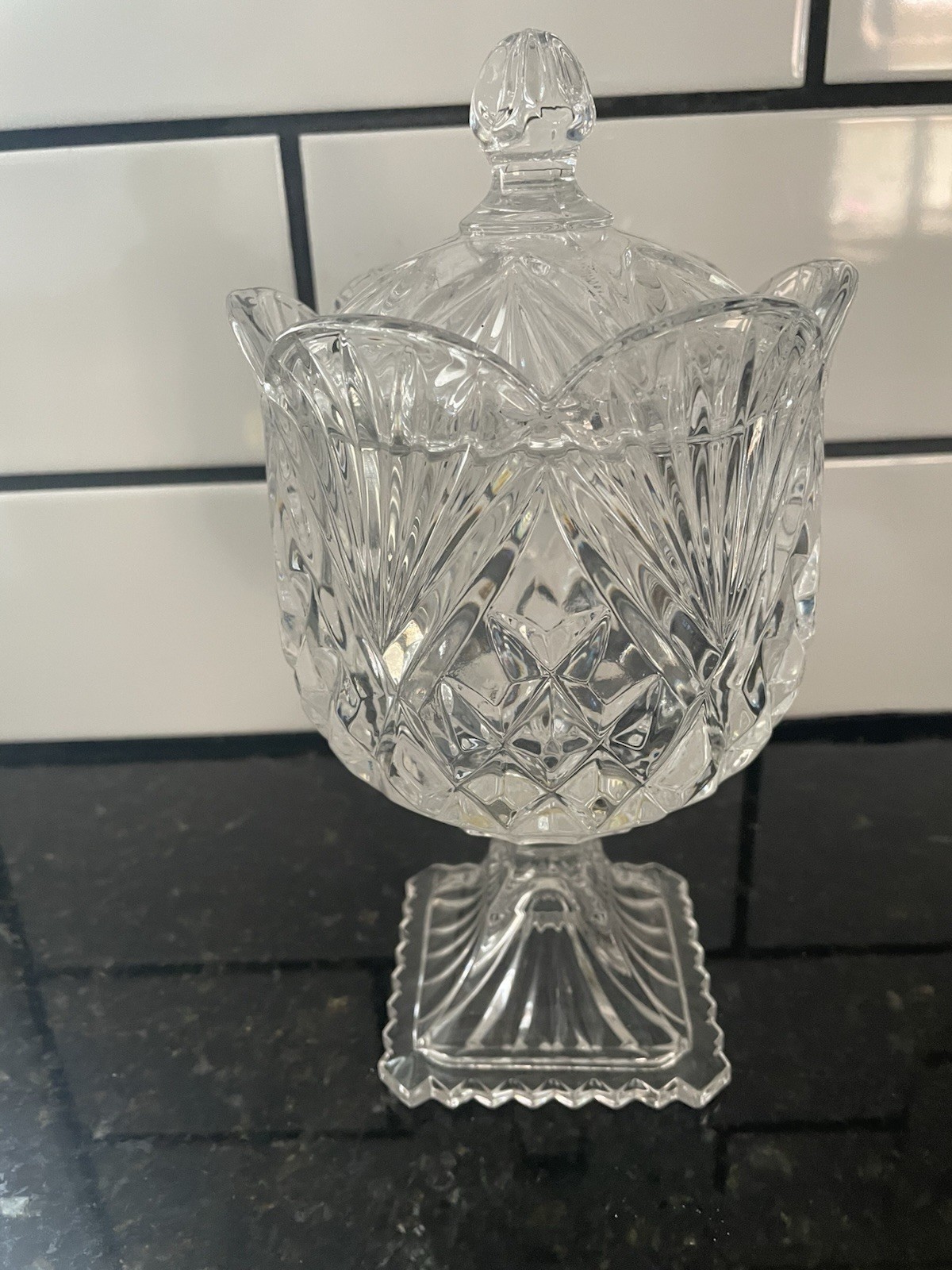 Shannon 24% Lead Crystal Pedestal Scalloped Top Candy Compote Makeup Dish Bowl