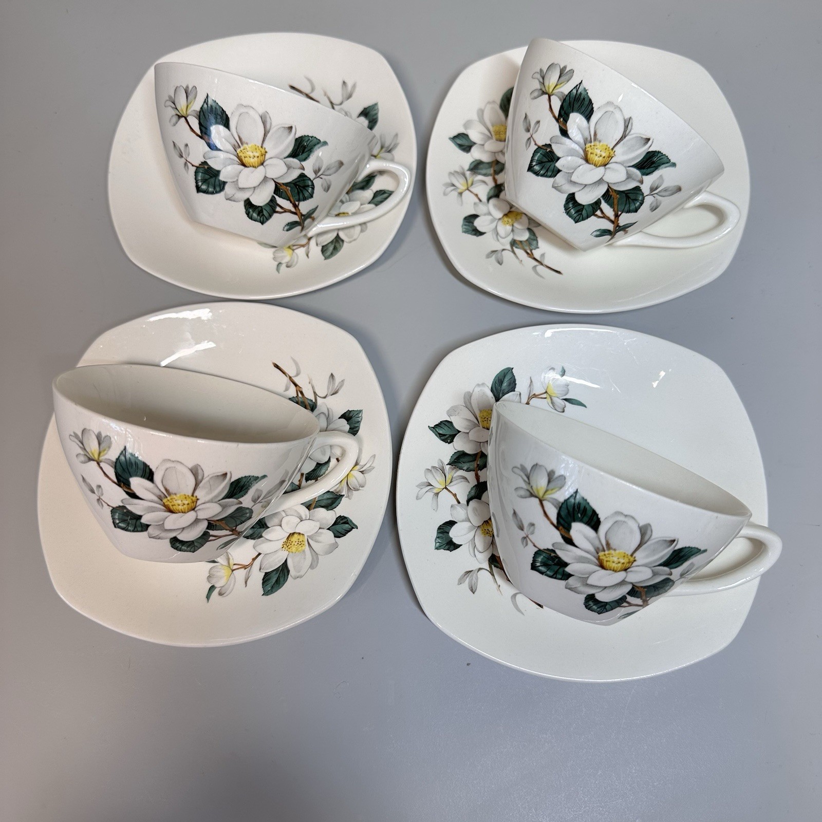 Vtg Midwinter Stylecraft Camelia cups & saucers fashion shape MCM MOD EUC 6oz