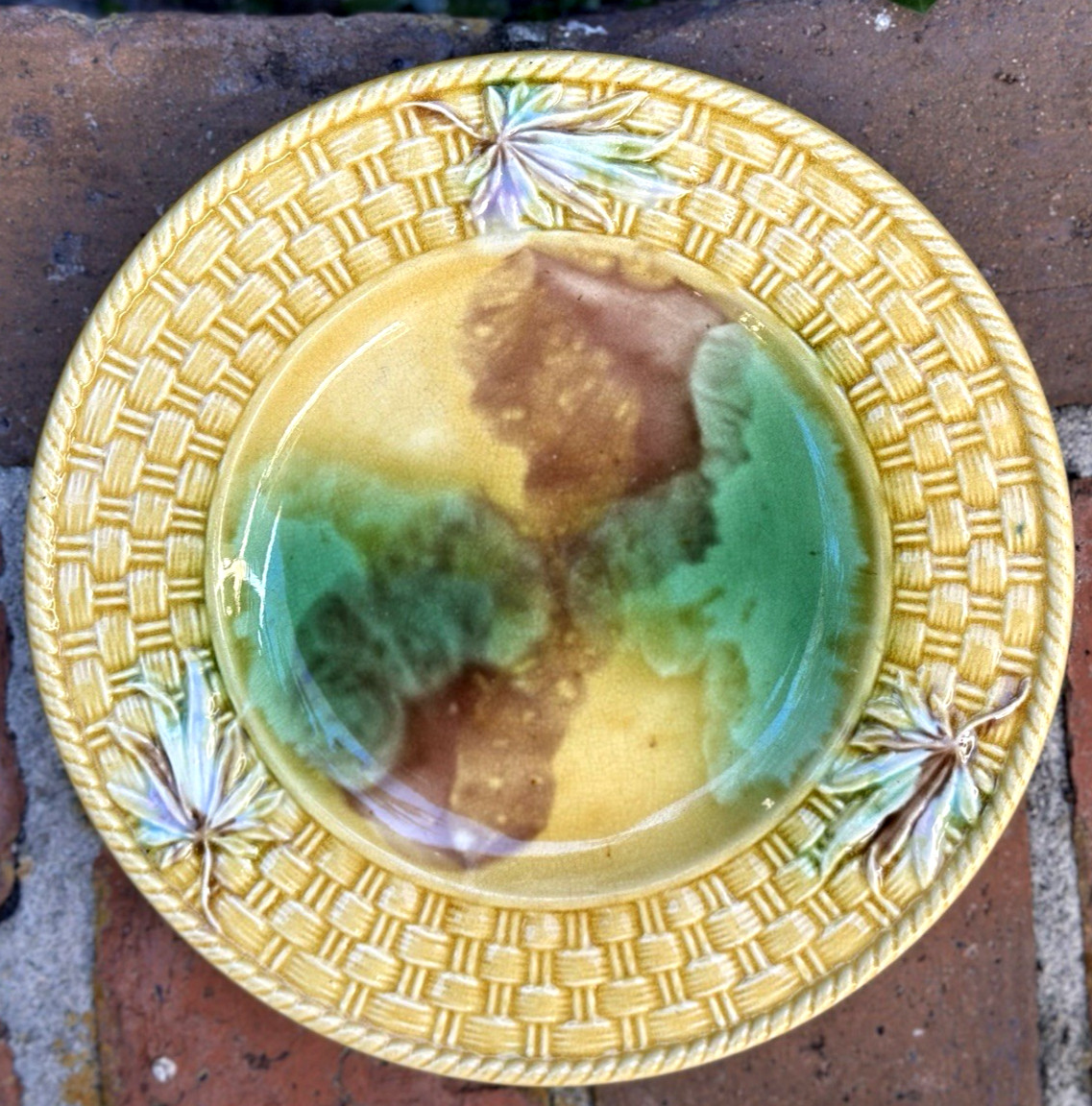 MAJOLICA ENGLISH BAMBOO WITH BASKETWEAVE BORDER 8″ PLATE….MINT! 1880