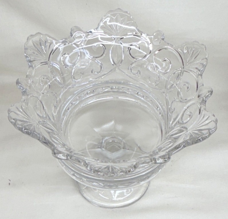 Elegant Vintage Fostoria Glass Clear Crown Pedestal Footed Bowl 9″