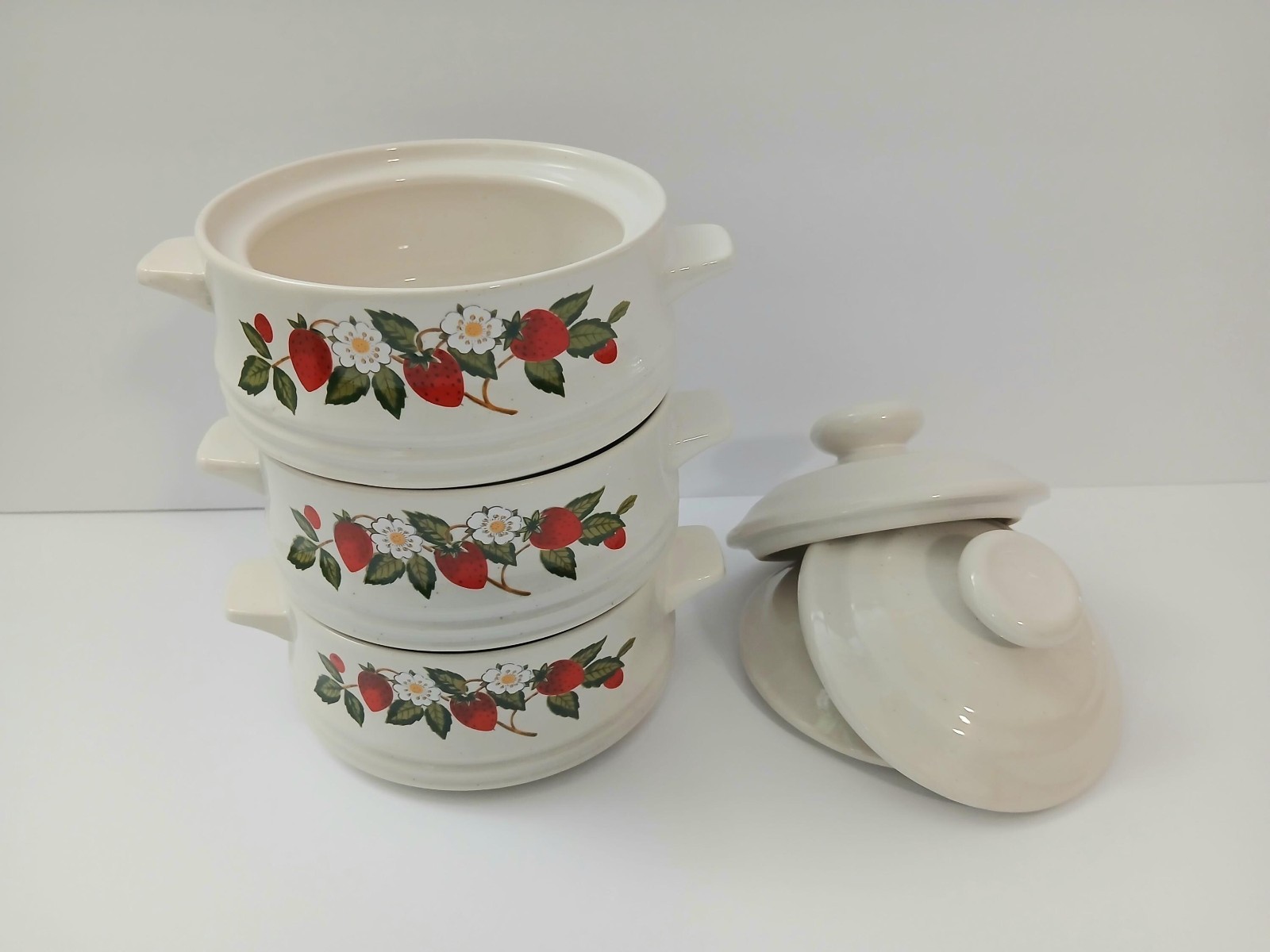 Sheffield Strawberries ‘n Cream Set of 3 Individual Casserole Dishes 1970s Retro