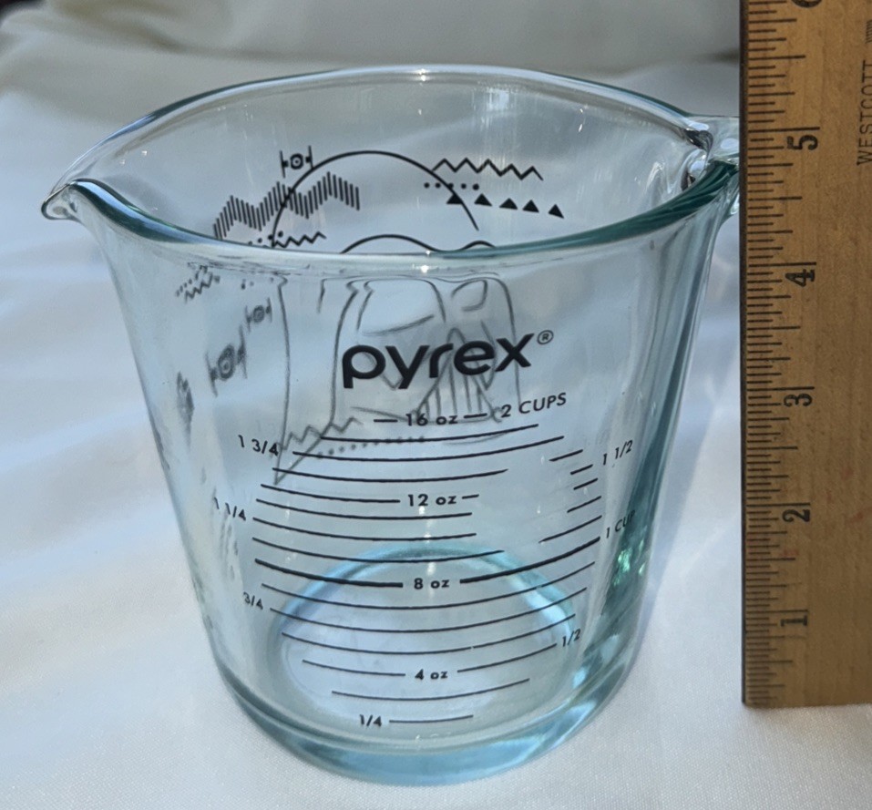 Star Wars Darth Vader Pyrex 2 Cup Glass Measuring Cup 