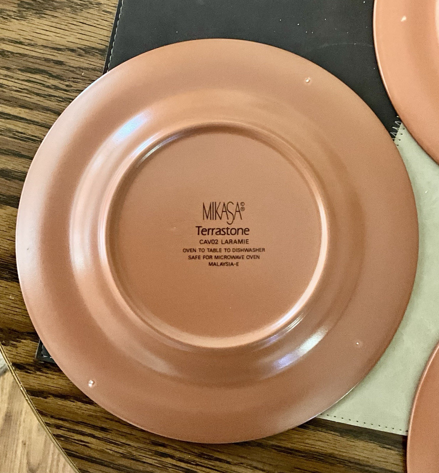 (4-pc-set) Mikasa Terrastone Laramie SALAD PLATES Southwestern 8-3/8” MINT