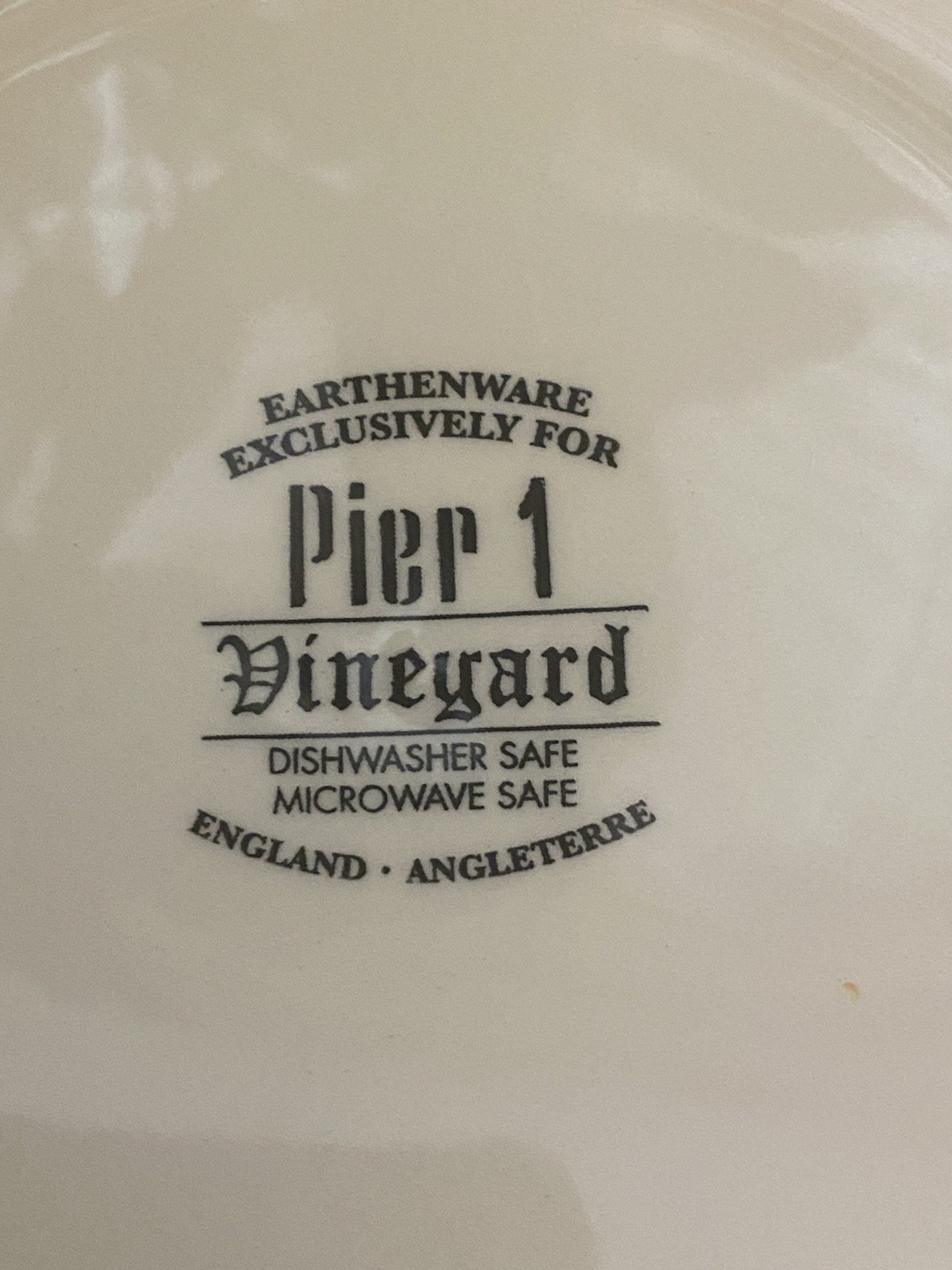Lot Of 6 Pier 1 One Angleterre VINEYARD England Salad Dessert Plate Grapevines
