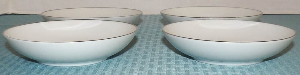 4 Vintage Noritake Japan Sonnet (6656) 5 1/2″ 4 oz. Fruit Dessert Sauce Bowls