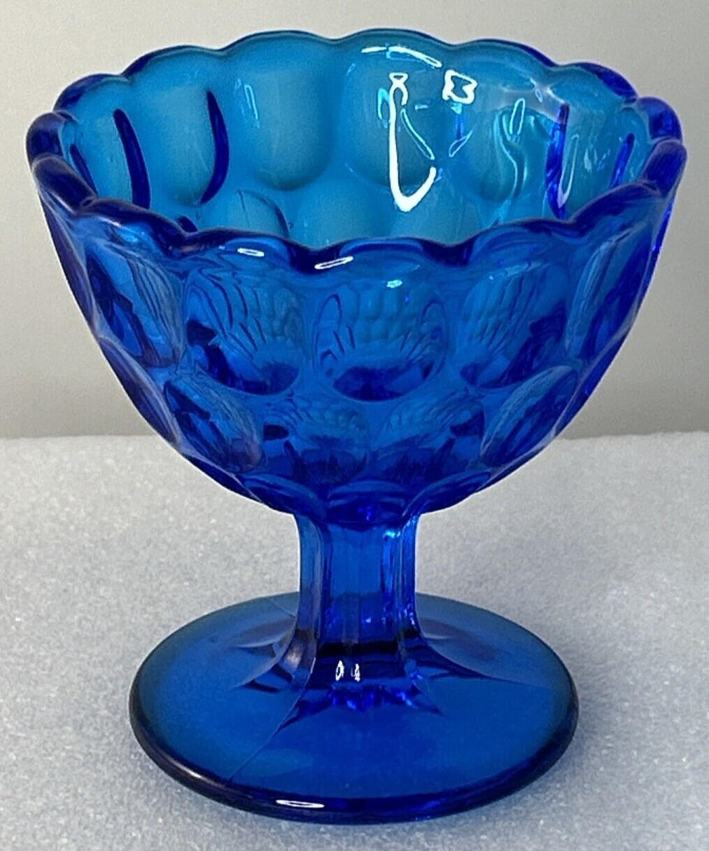 Colonial Blue Thumbprint Pattern Scalloped Edge Pedestal Dish, 4.5″ x 4.25″ VTG