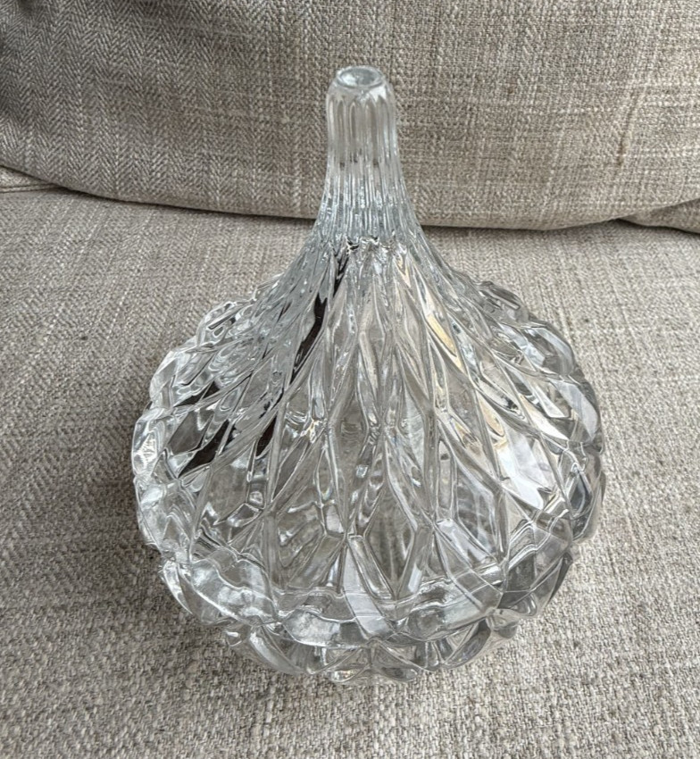 Hershey’s Kiss Clear Glass Trinket/Candy Dish with Lid