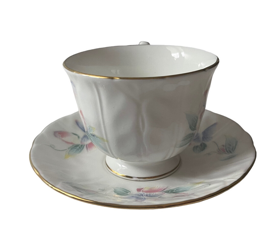 Vintage Aynsley English Fine Bone China Tea Cup and Saucer Irys /Gold Trim