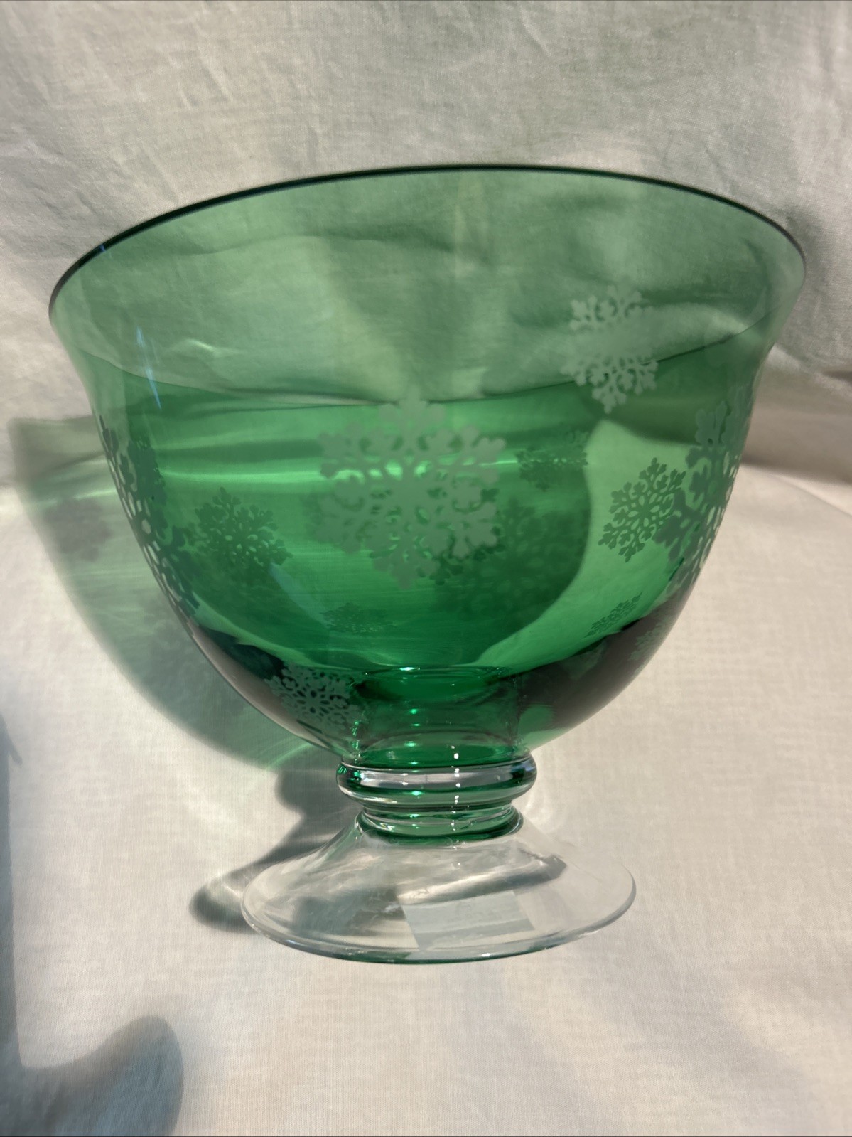 Green Glass Round FTD Snowflake Compote On Pedestal Base Serving Bowl