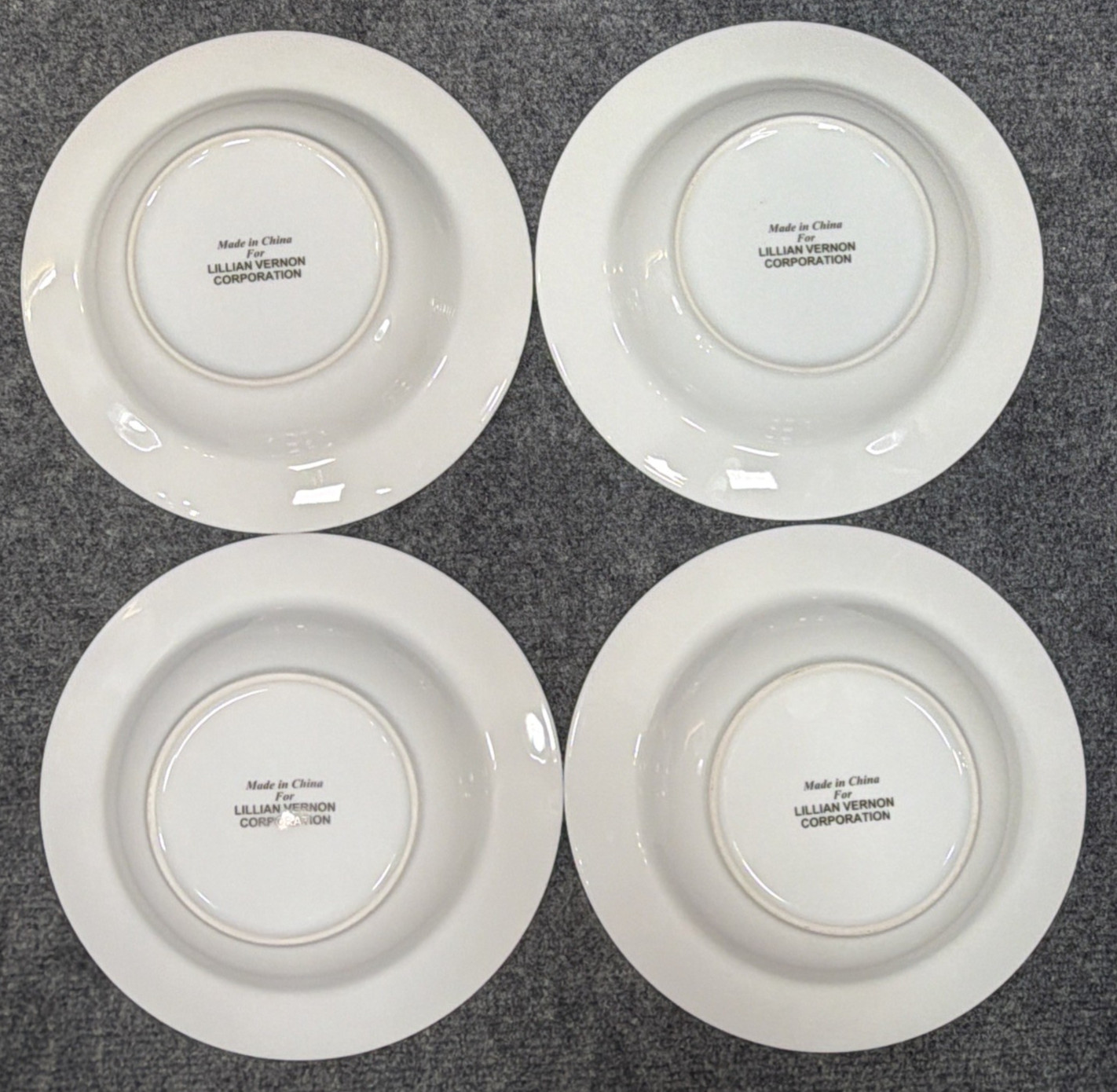 Lillian Vernon Holly & Berries Green LV17 12 pcs Dinner & Salad Plates & Bowls