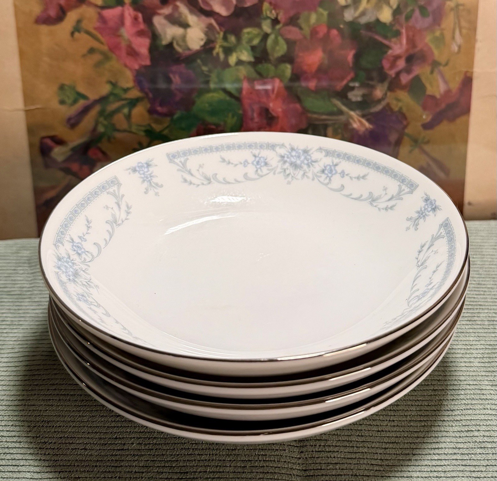 Blue Whisper Berry Bowls (Set of 4) 🤍 | 1985 Sheffield Japan