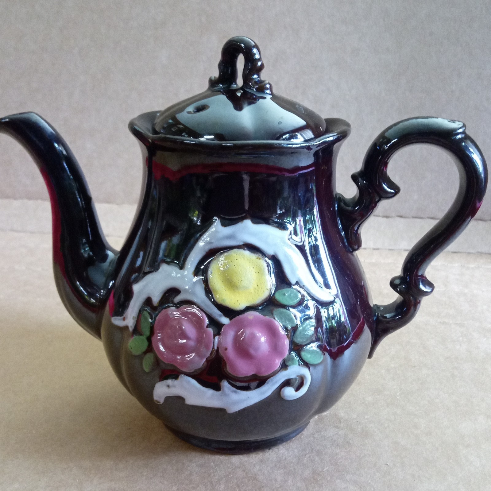 Made in occupied Japan Glossy Brown Ceramic Floral Art Pottery Tea Pot