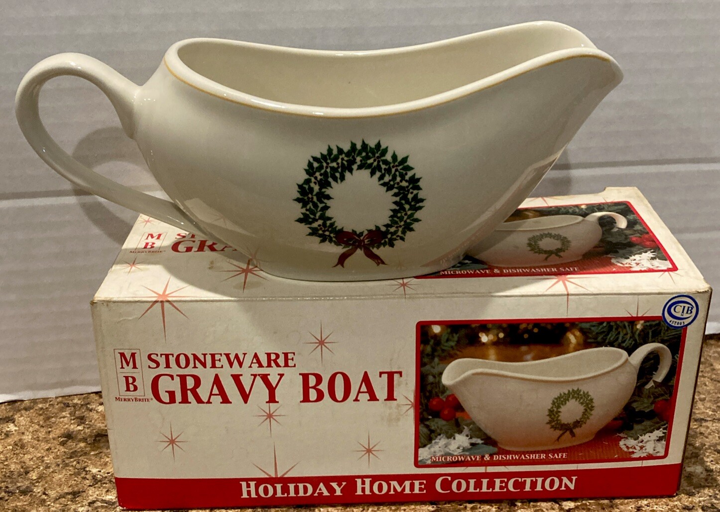 MerryBrite Stoneware Gravy Boat Holiday Home Collection with Wreath *NICE*