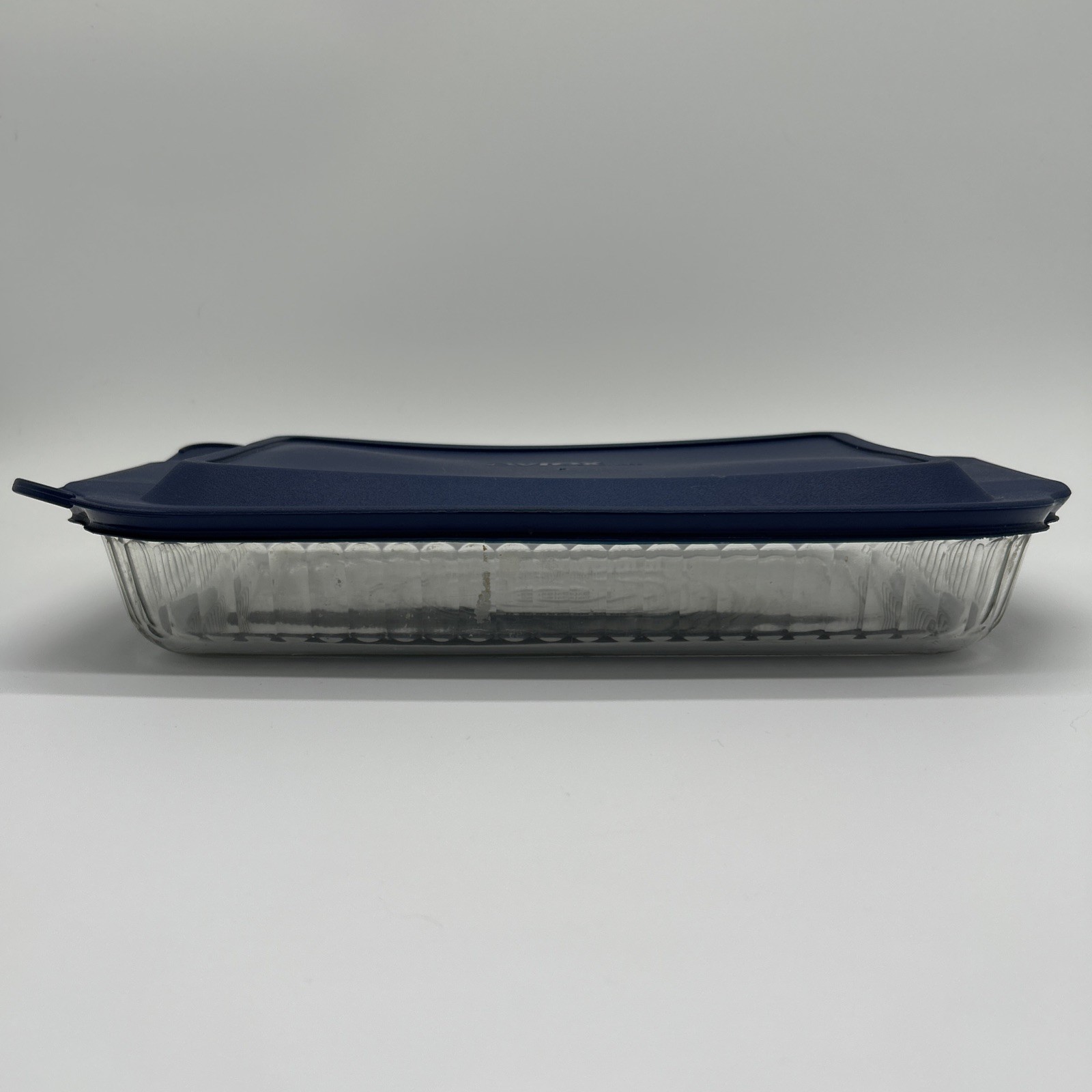 Pyrex #233-S Fluted Clear Glass 13x9x2 3 Qt-3 L Lasagna Pan & Blue Snap On Lid