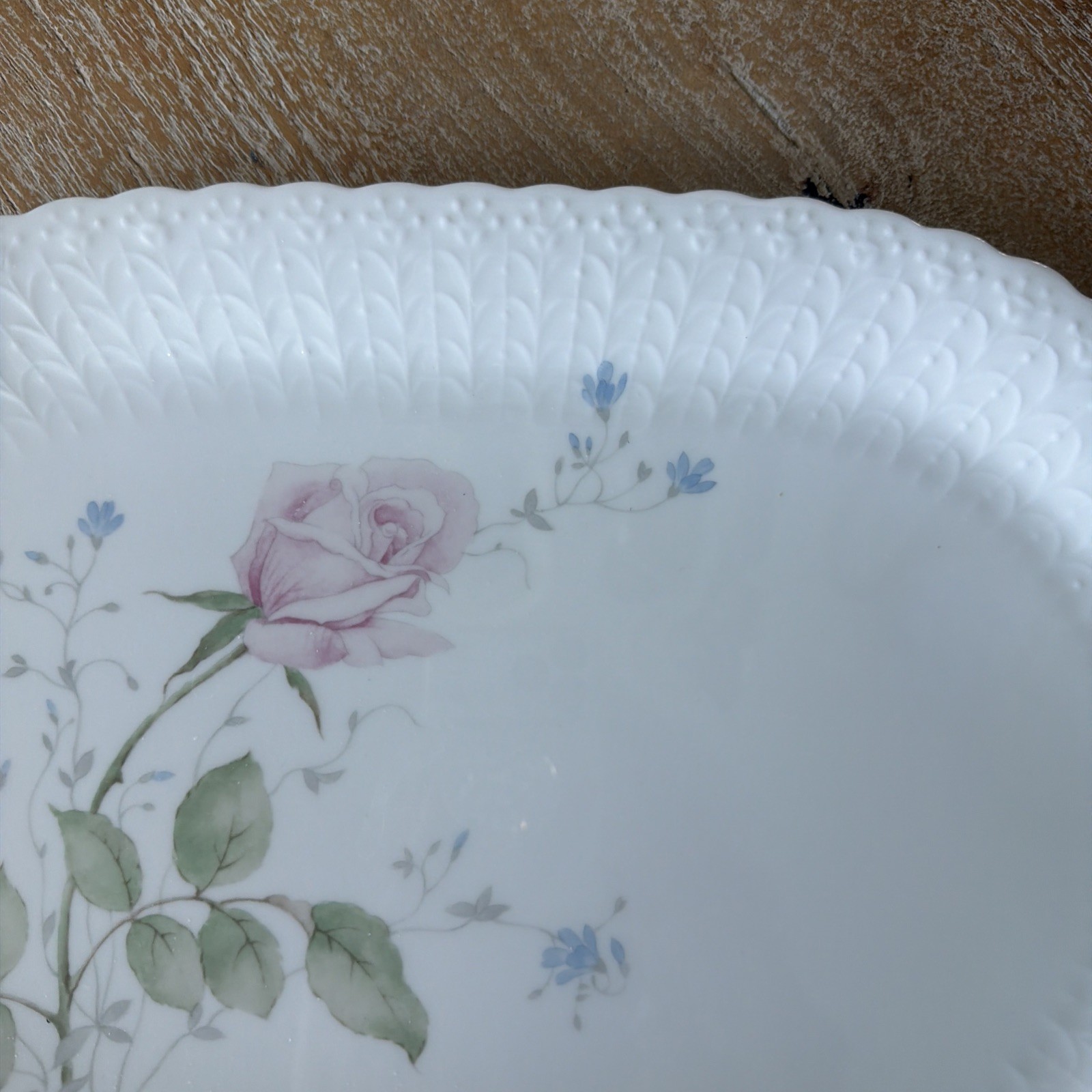 Mikasa APRIL ROSE Serving Platter Bone China 15 x 10 Embossed A7053