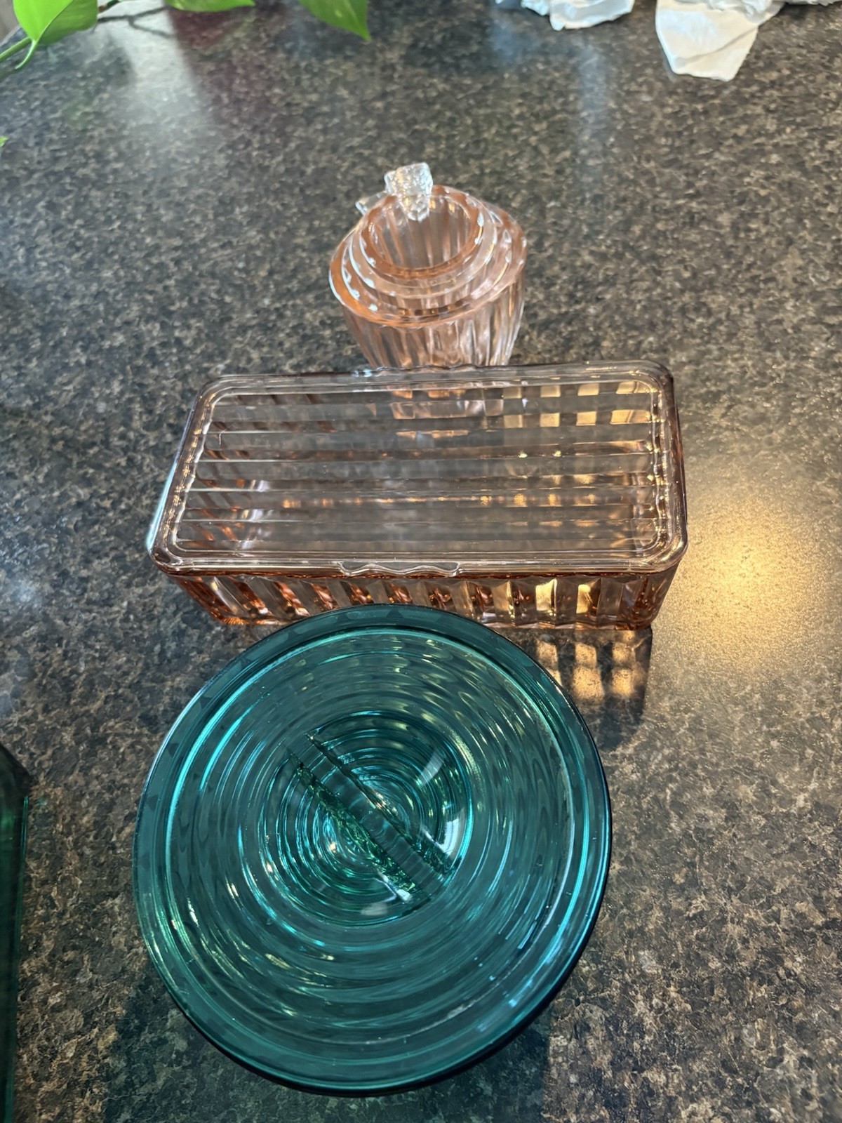 Vintage Jeannette Glass – princess pink and ultra marine with disnctve rib patt