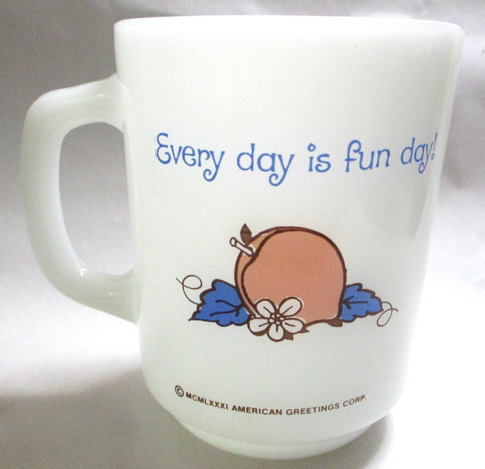 RARE 1981 APRICOT ‘N’ HOPSALOT STRAWBERRY SHORTCAKE ANCHOR HOCKING MUG CUP, MINT