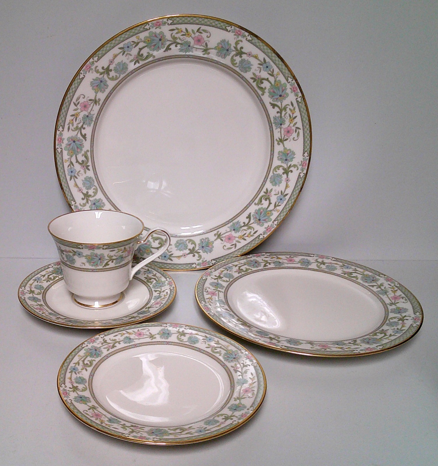 Noritake MIYOSHI (7194) 20 Piece Set FOUR PLACE SETTINGS More Items Here
