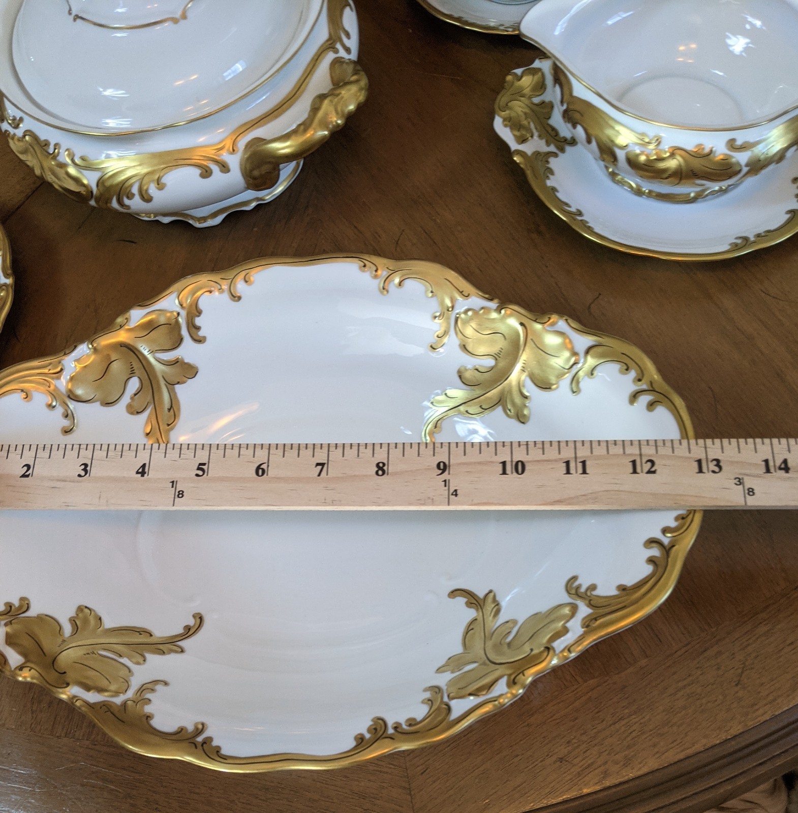 WALBRZYCH WAWEL CHINA POLAND GOLD GILDED EDGE COMPLETE SERVICE FOR 10 UNBOXED