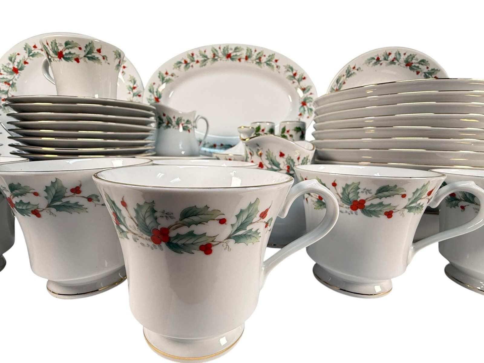 82pc China Pearl NOEL Christmas Dinnerware Set Service for 16 Muted Black Stamp