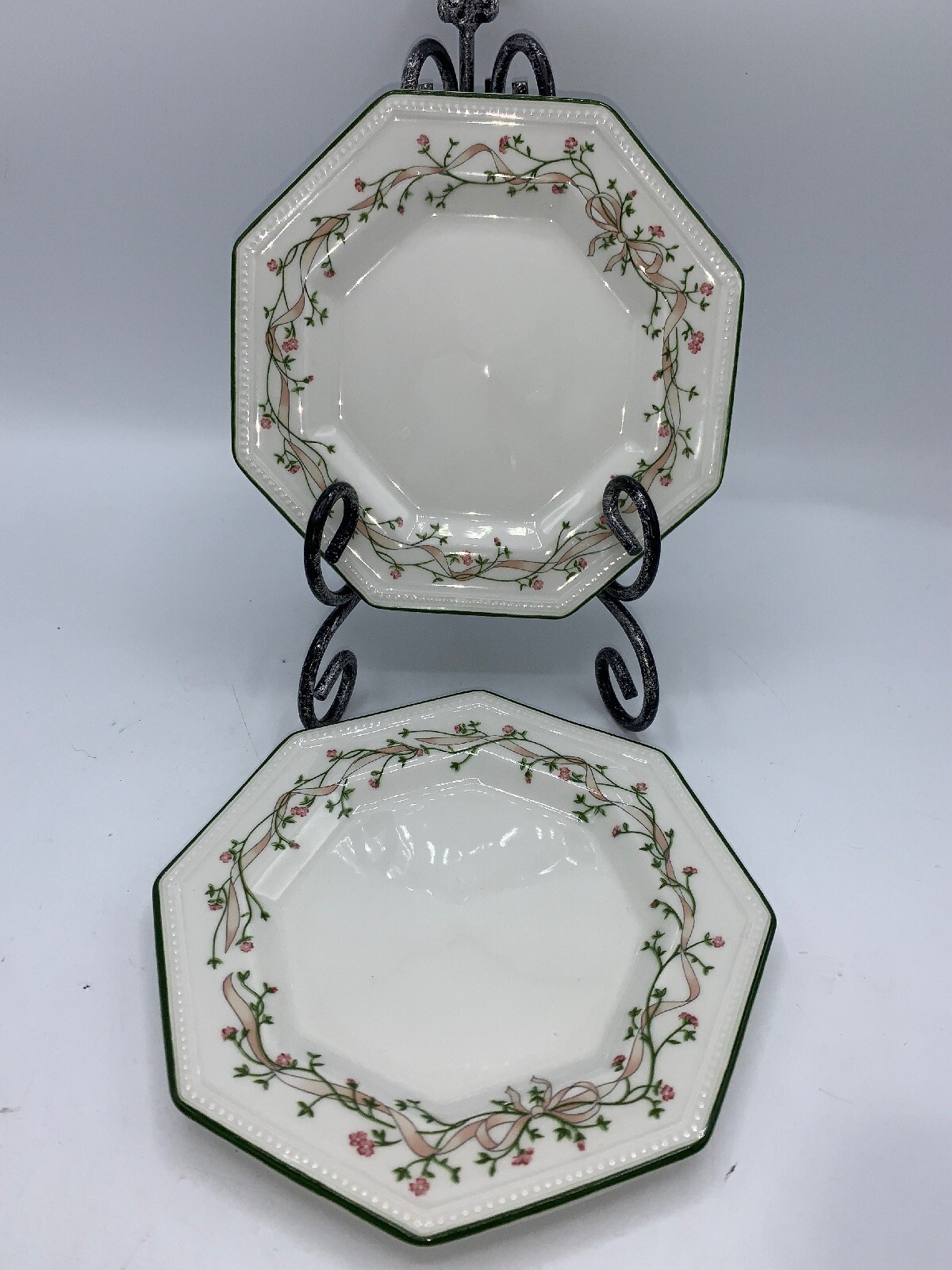 Bread Butter Dessert Set of 2 Plates Eternal Beau by JOHNSON BROTHERS 6 1/8 in