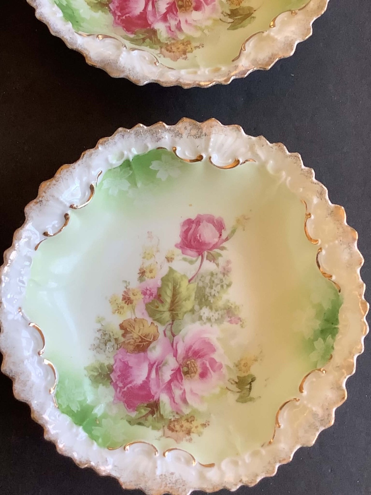 RS Prussia Antique 5″ Porcelain Serving Bowls Featuring Lovely Rose Motif No Dmg