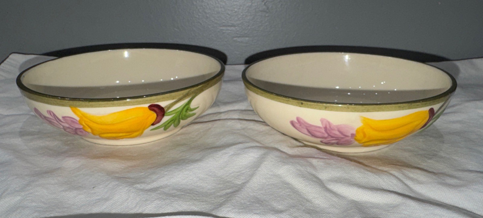 Vintage Pair Of Franciscan Poppy Berry Bowls 1950s California