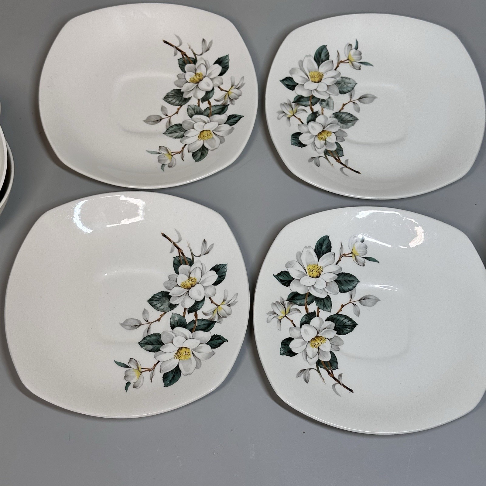 Vtg Midwinter Stylecraft Camelia cups & saucers fashion shape MCM MOD EUC 6oz