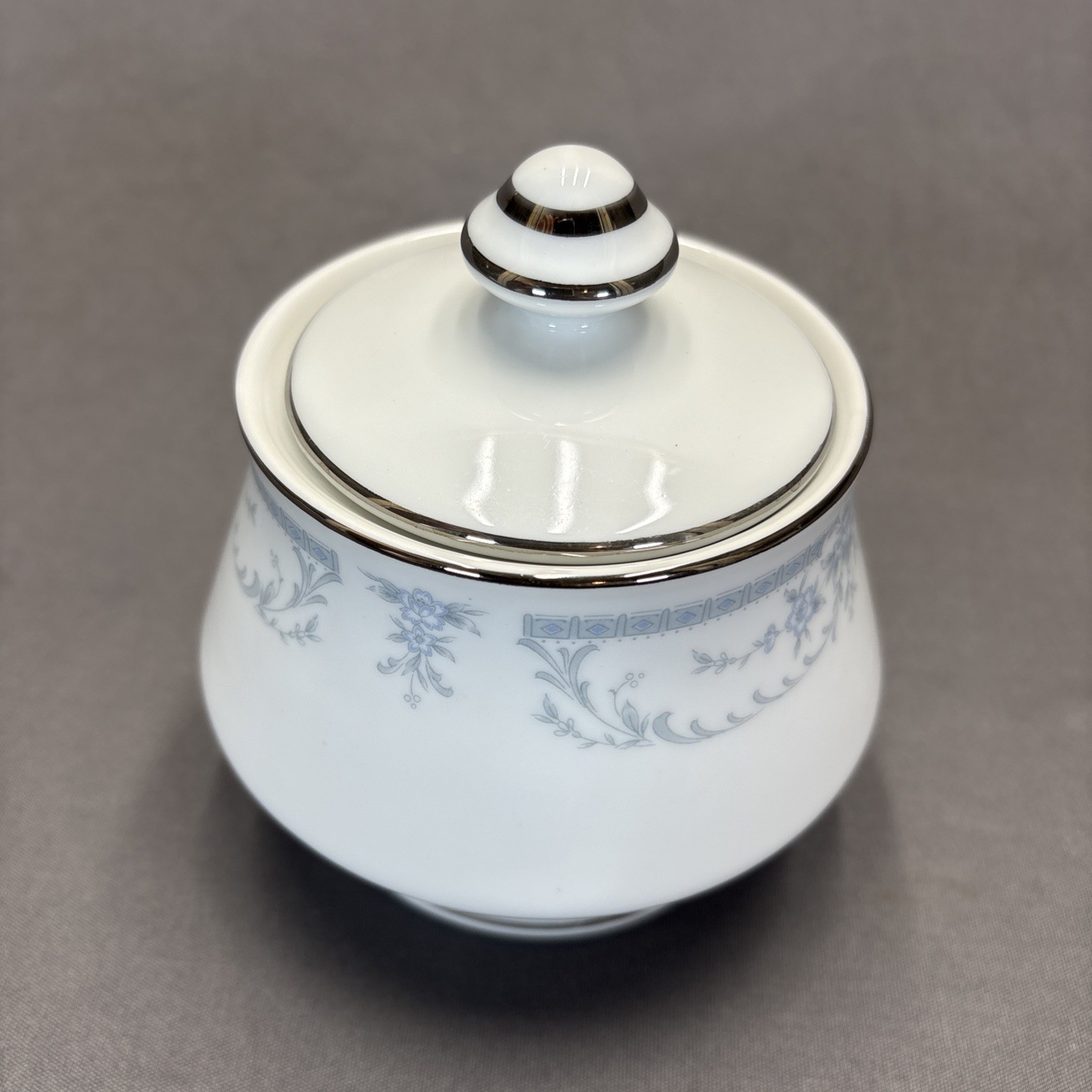 Sheffield Blue Whisper Creamer and Sugar Bowl Set with Lid Fine China Floral
