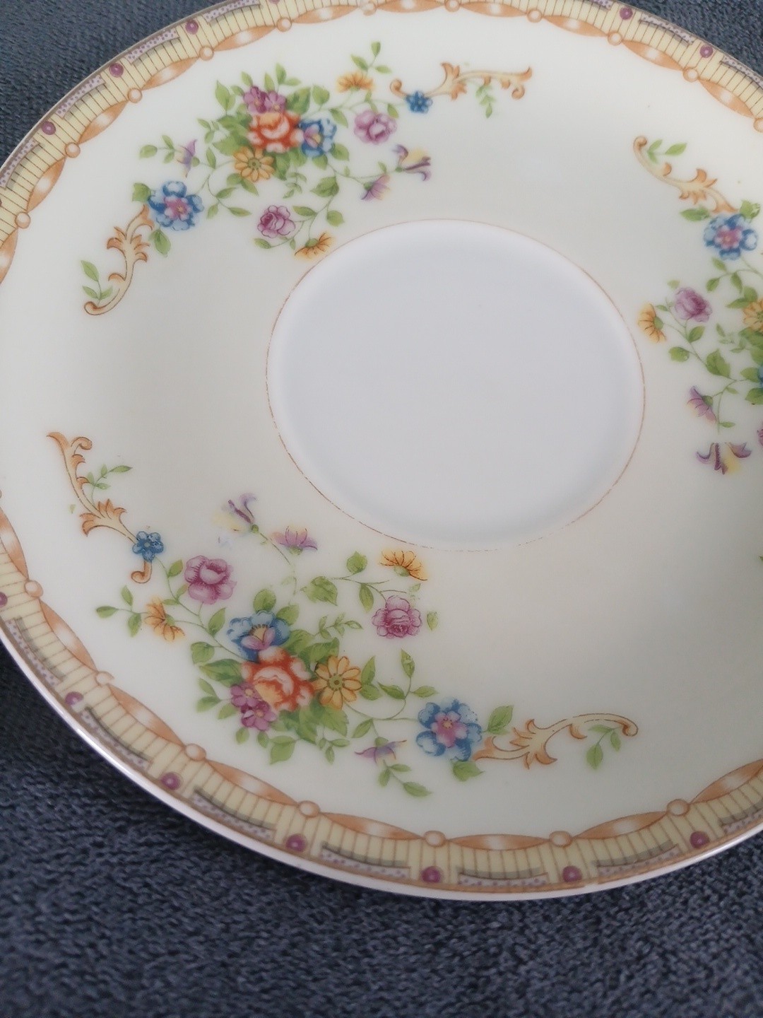 Set Of 4 Teacups & Saucers National China Japan Patricia Floral